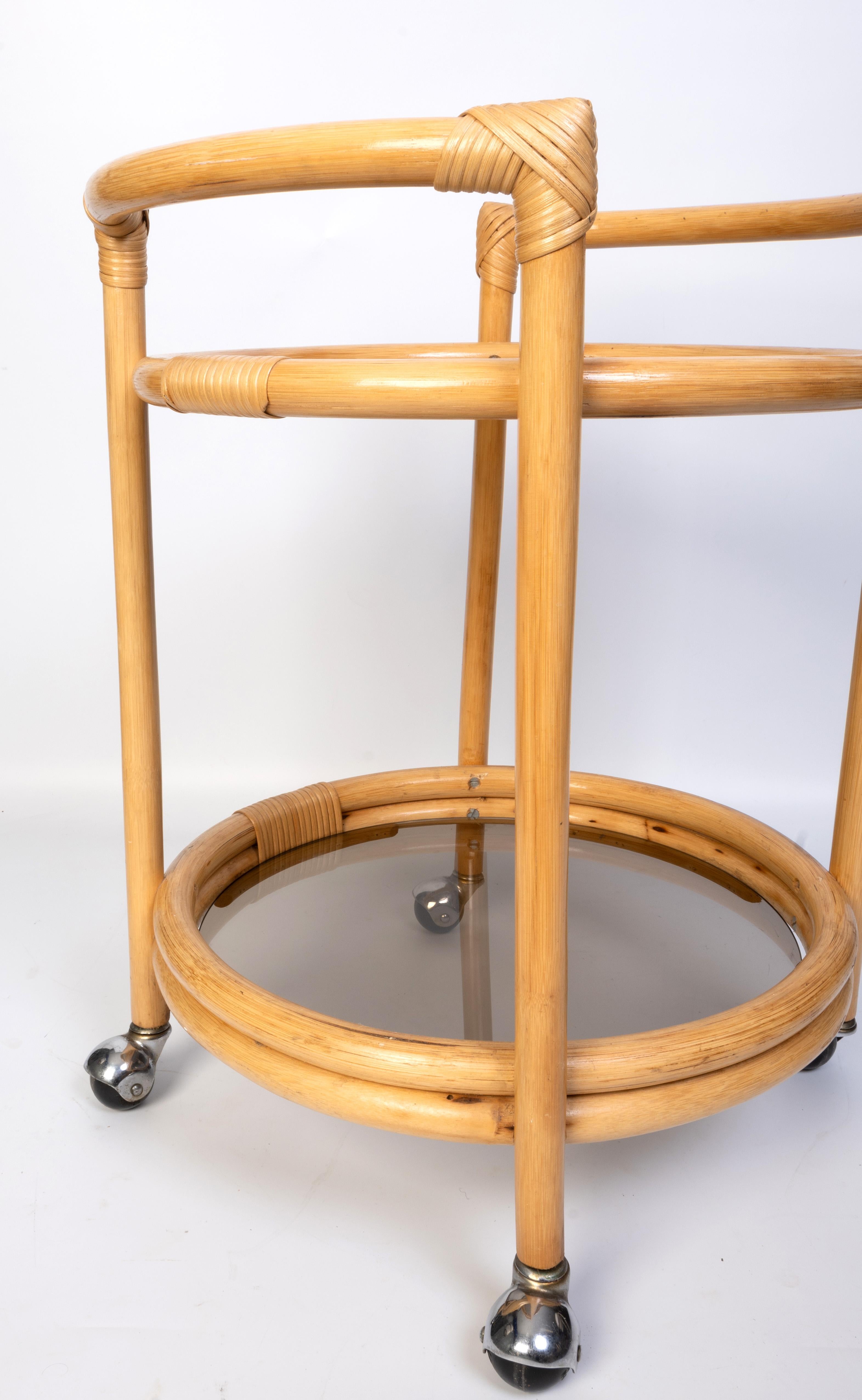 20ième siècle Table d'appoint circulaire en bambou, Italie, C.1960 en vente