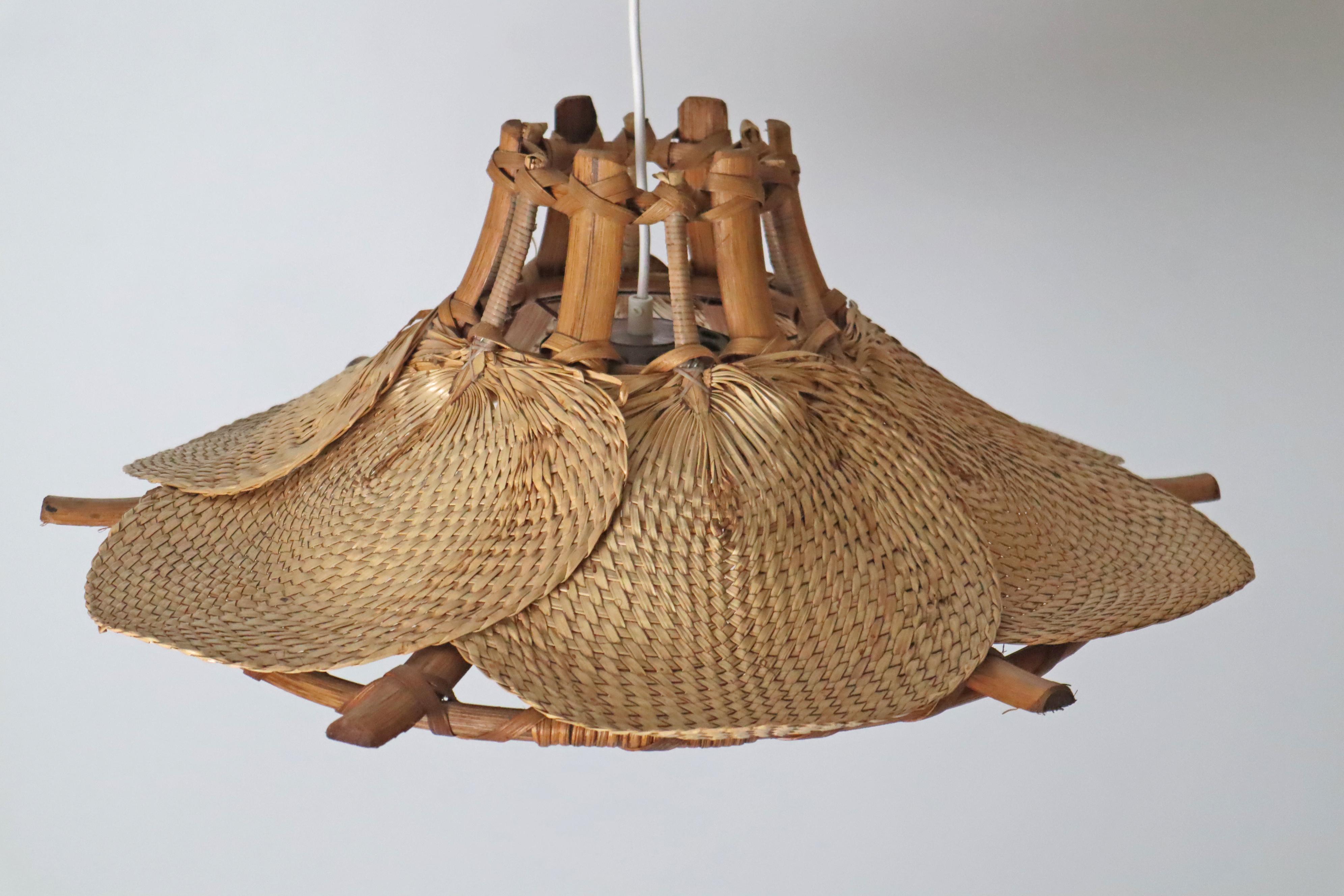 Lampada a ventaglio in bambù Uchiwa di metà secolo nello stile di Ingo Maurer in vendita 2
