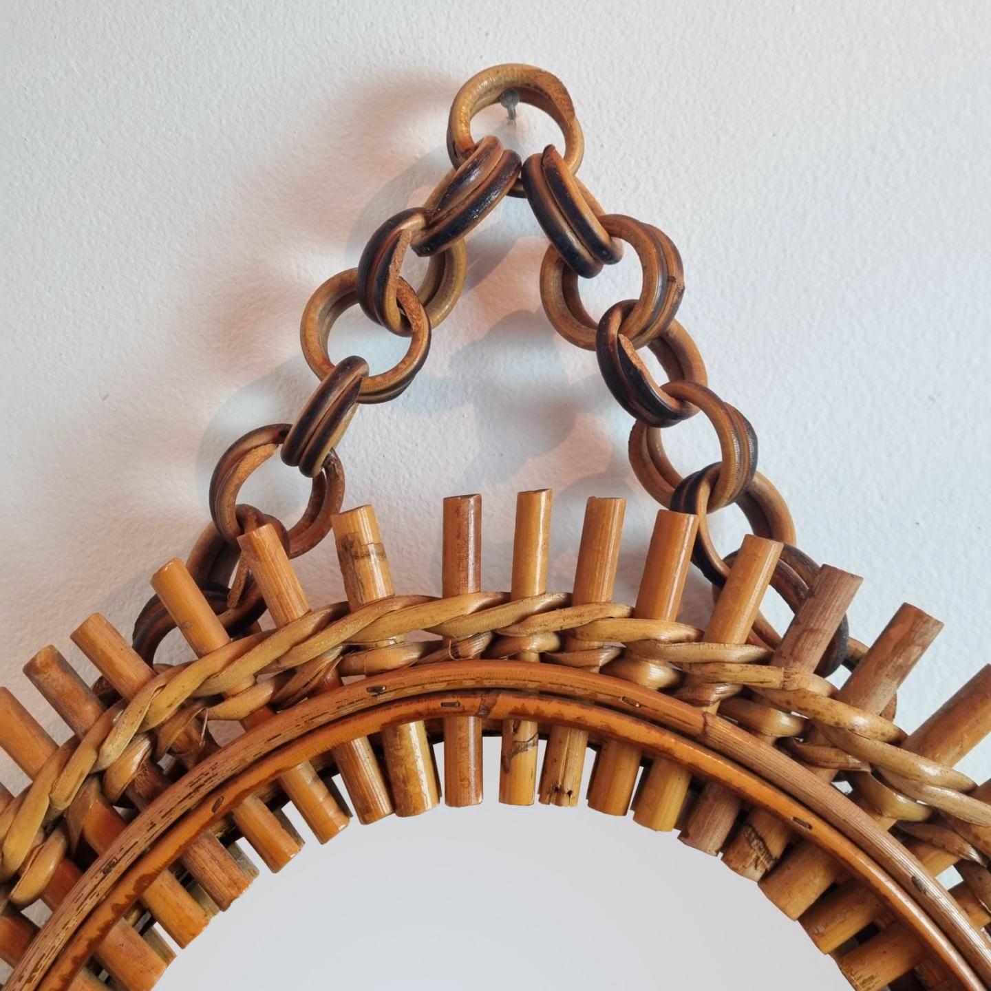 Mid-Century Modern Miroir mural ovale du milieu du siècle dernier conçu par Franco Albini, Italie 60 en vente