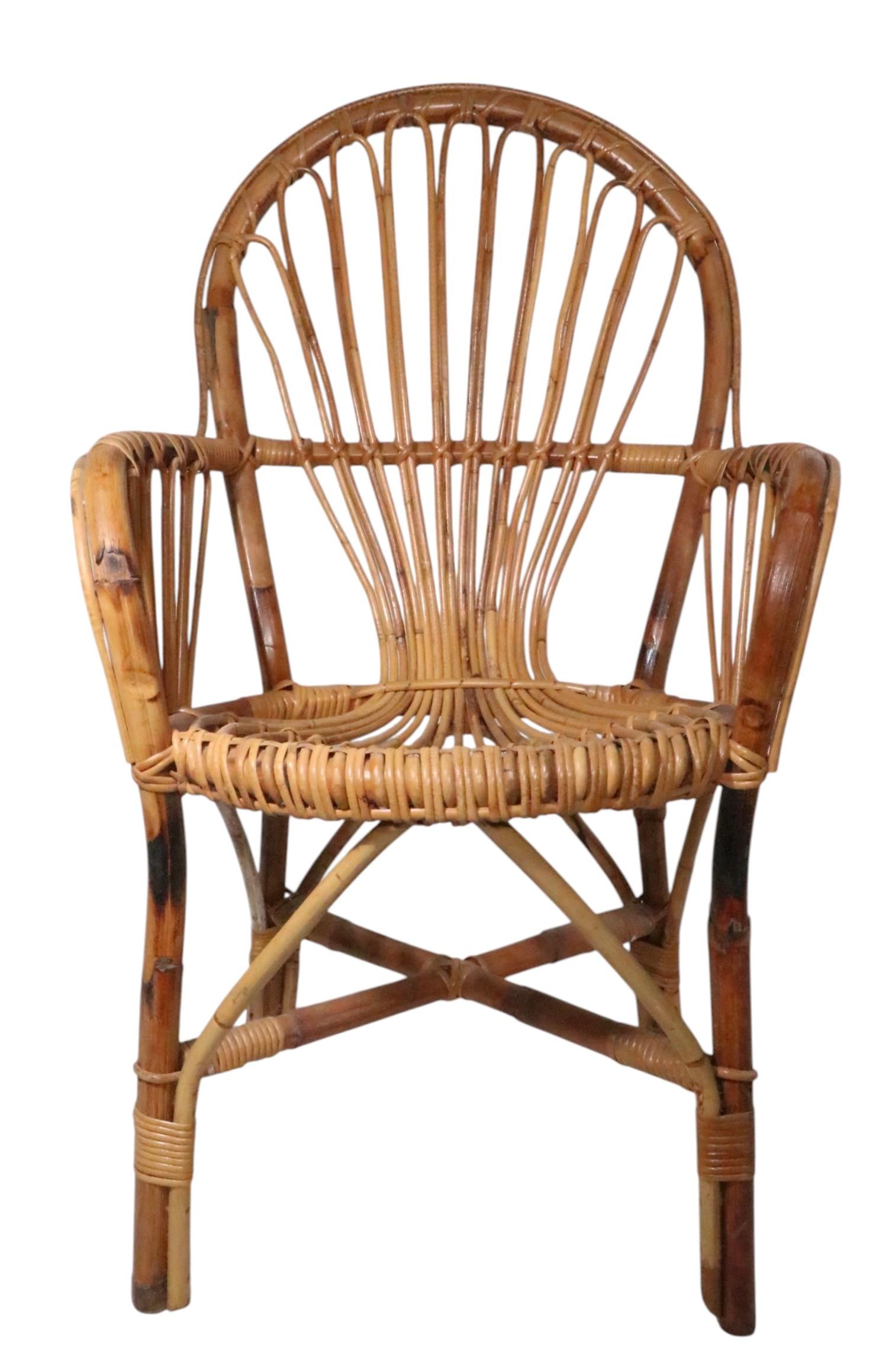 20ième siècle Chaises à accoudoirs en bambou C.I.C. c. 1970 probablement fabriquées en Italie 3 disponibles en vente