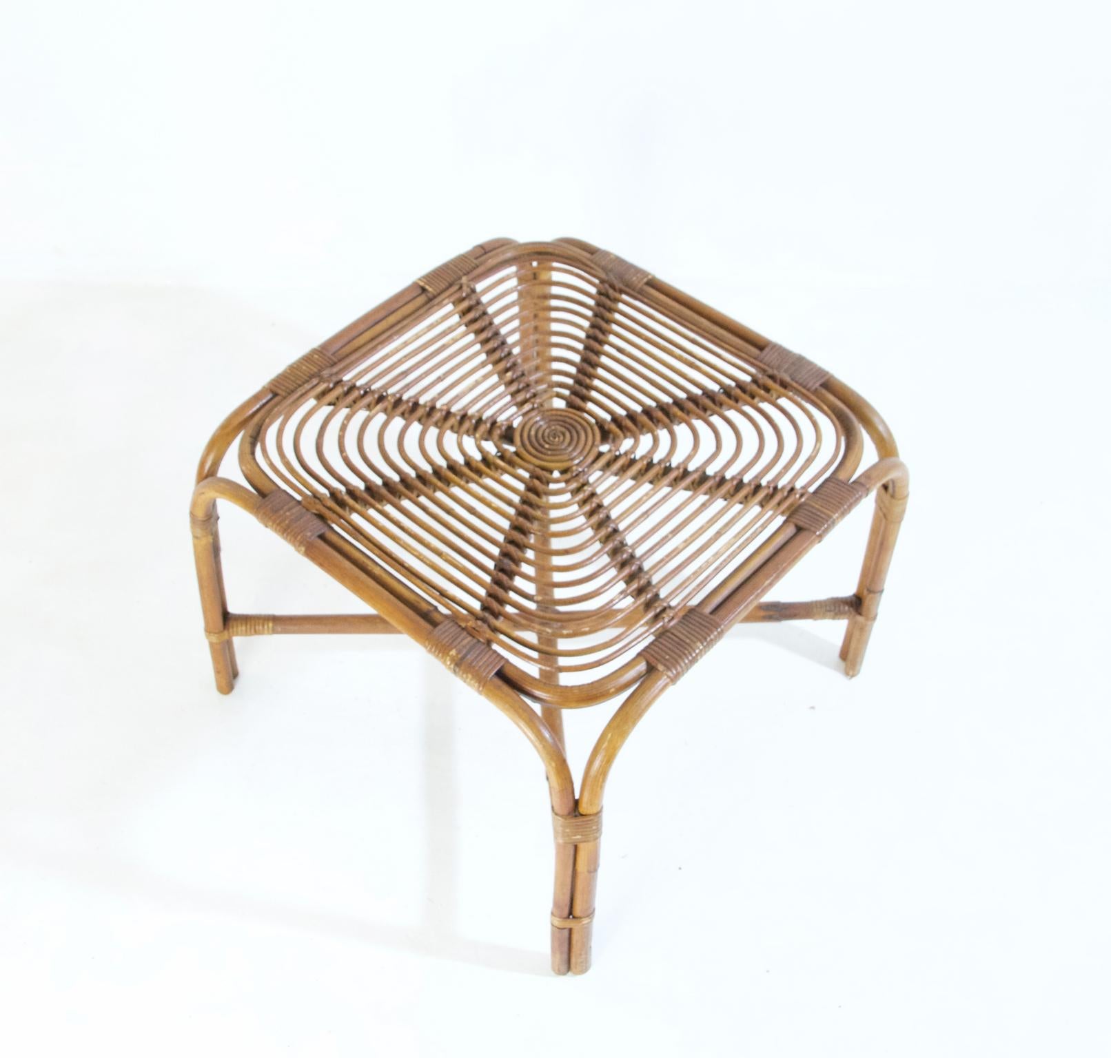 Midcentury Bamboo Table in the Style of Franco Albini, Italy In Good Condition For Sale In Albano Laziale, Rome/Lazio