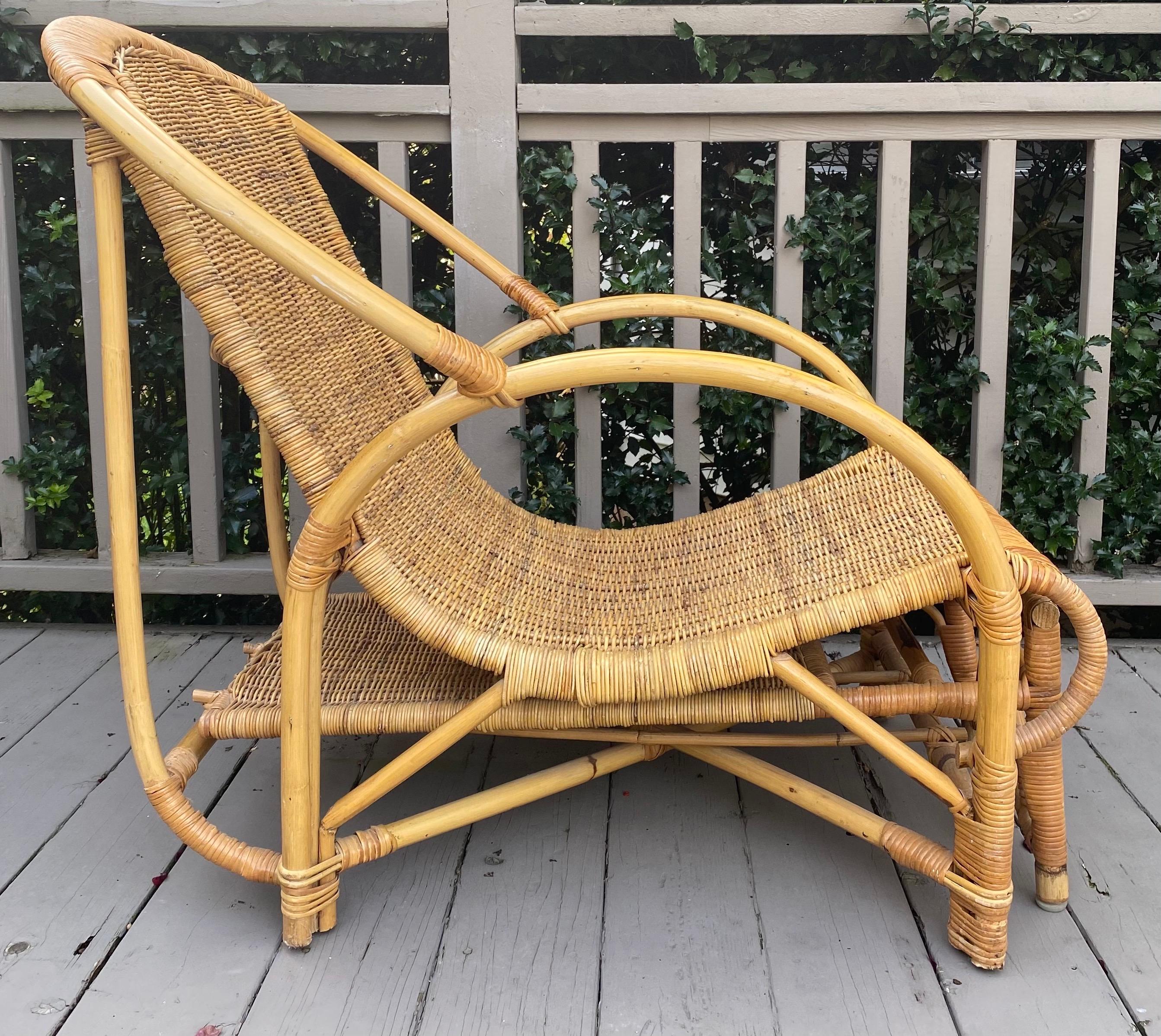 wicker chair with pull out ottoman