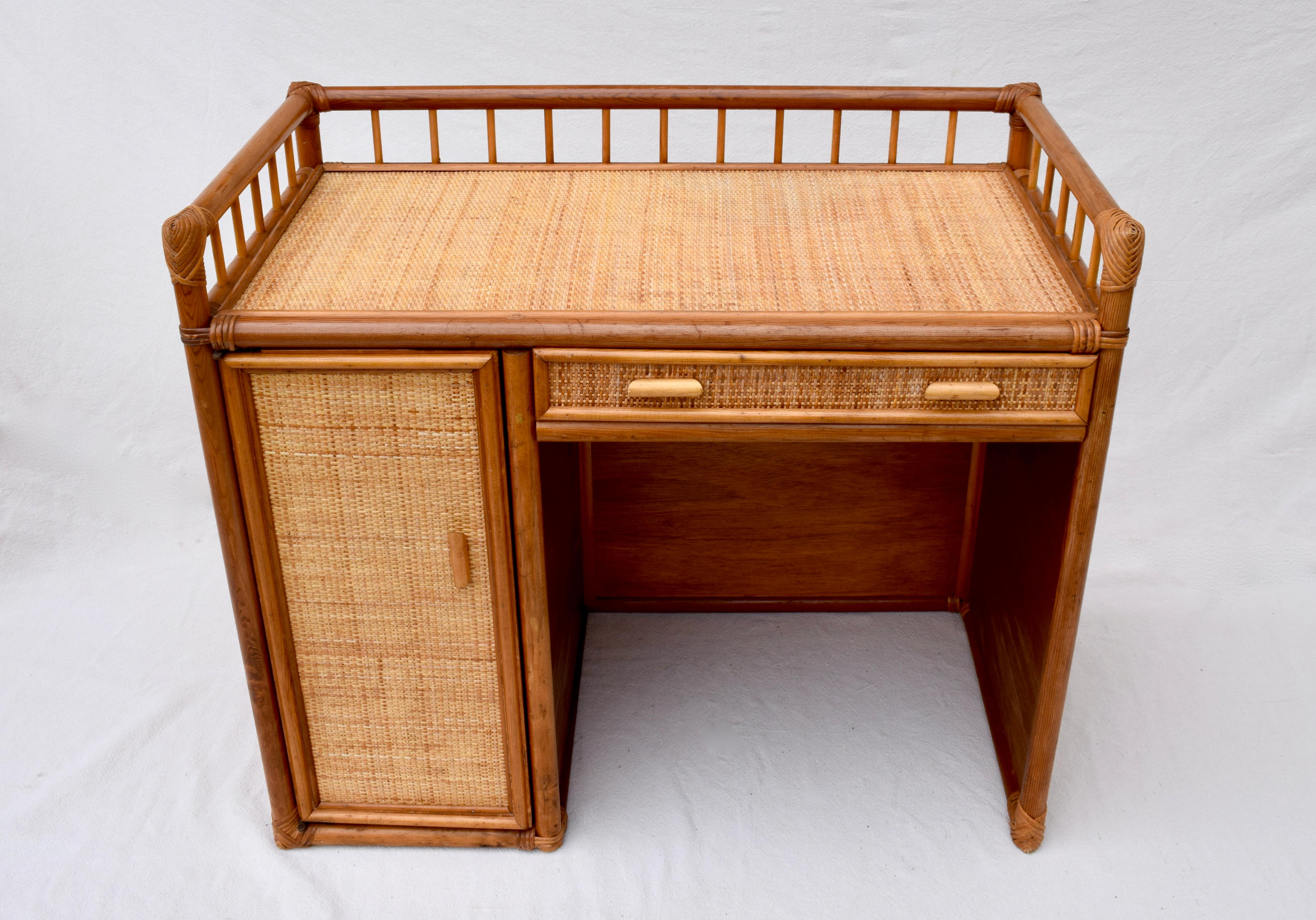 Mid-Century Bamboo, Wood and Rattan Writing Table Desk, Italy, 1970s 5