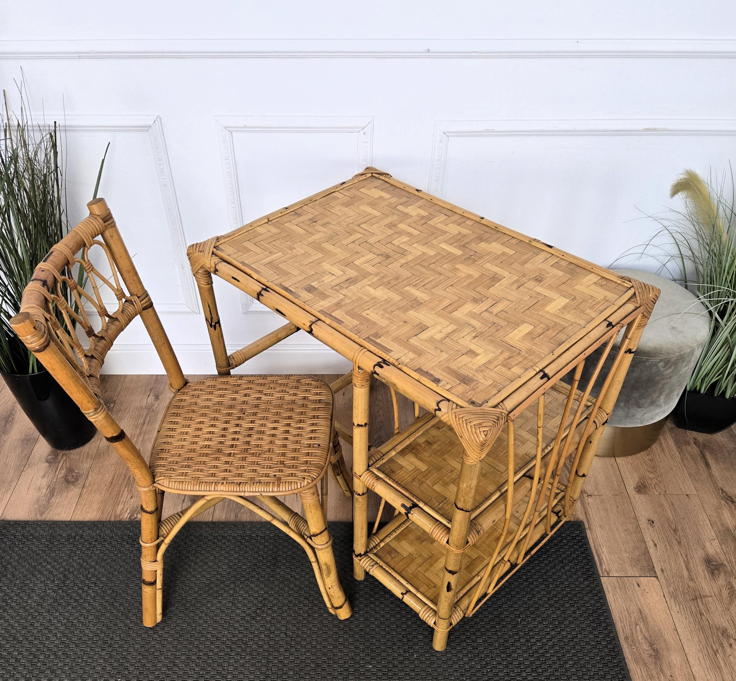 Table à écrire et chaise en bambou, bois et rotin du milieu du siècle, Italie, années 1970 en vente 4