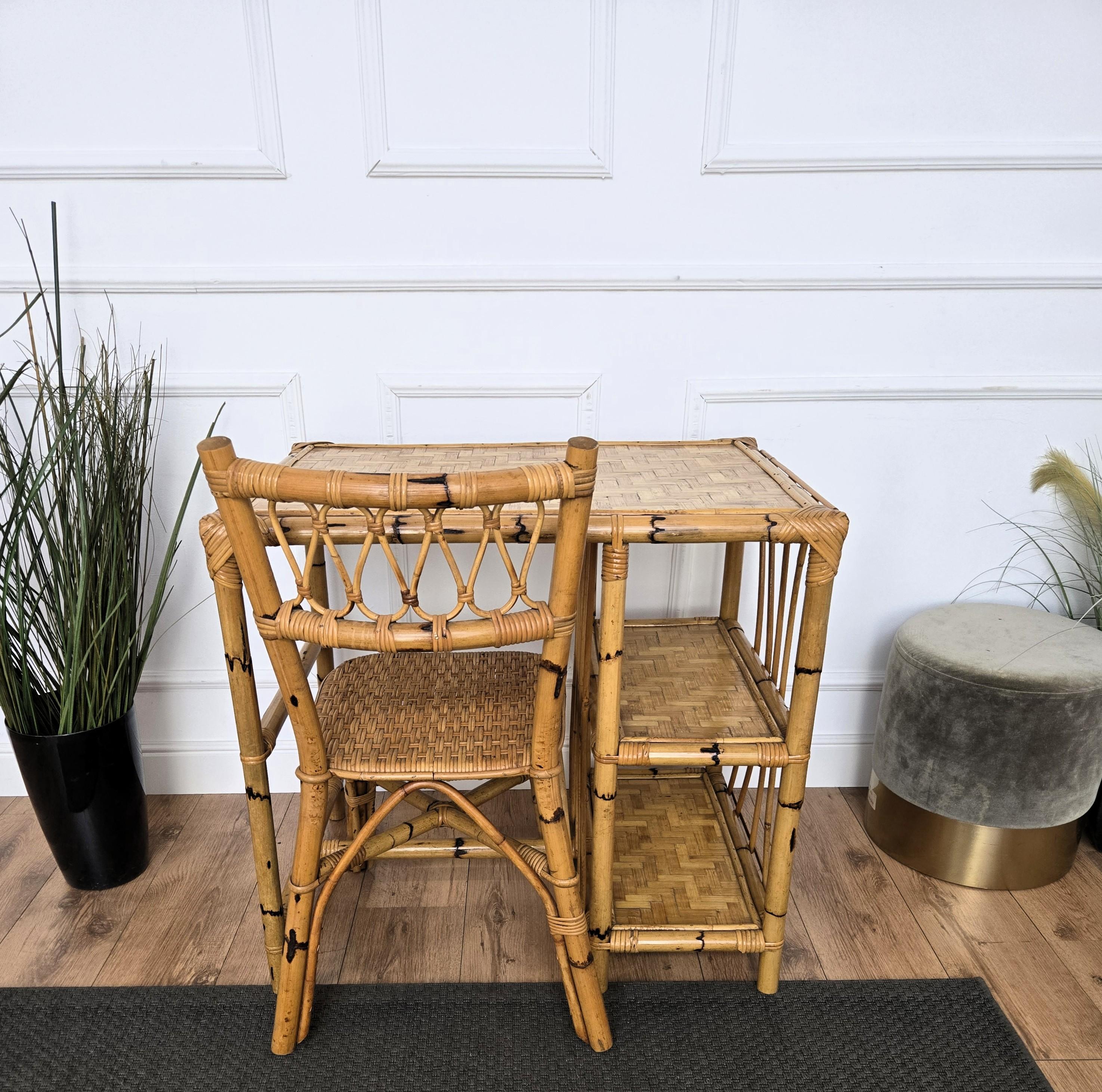 Table à écrire et chaise en bambou, bois et rotin du milieu du siècle, Italie, années 1970 en vente 2