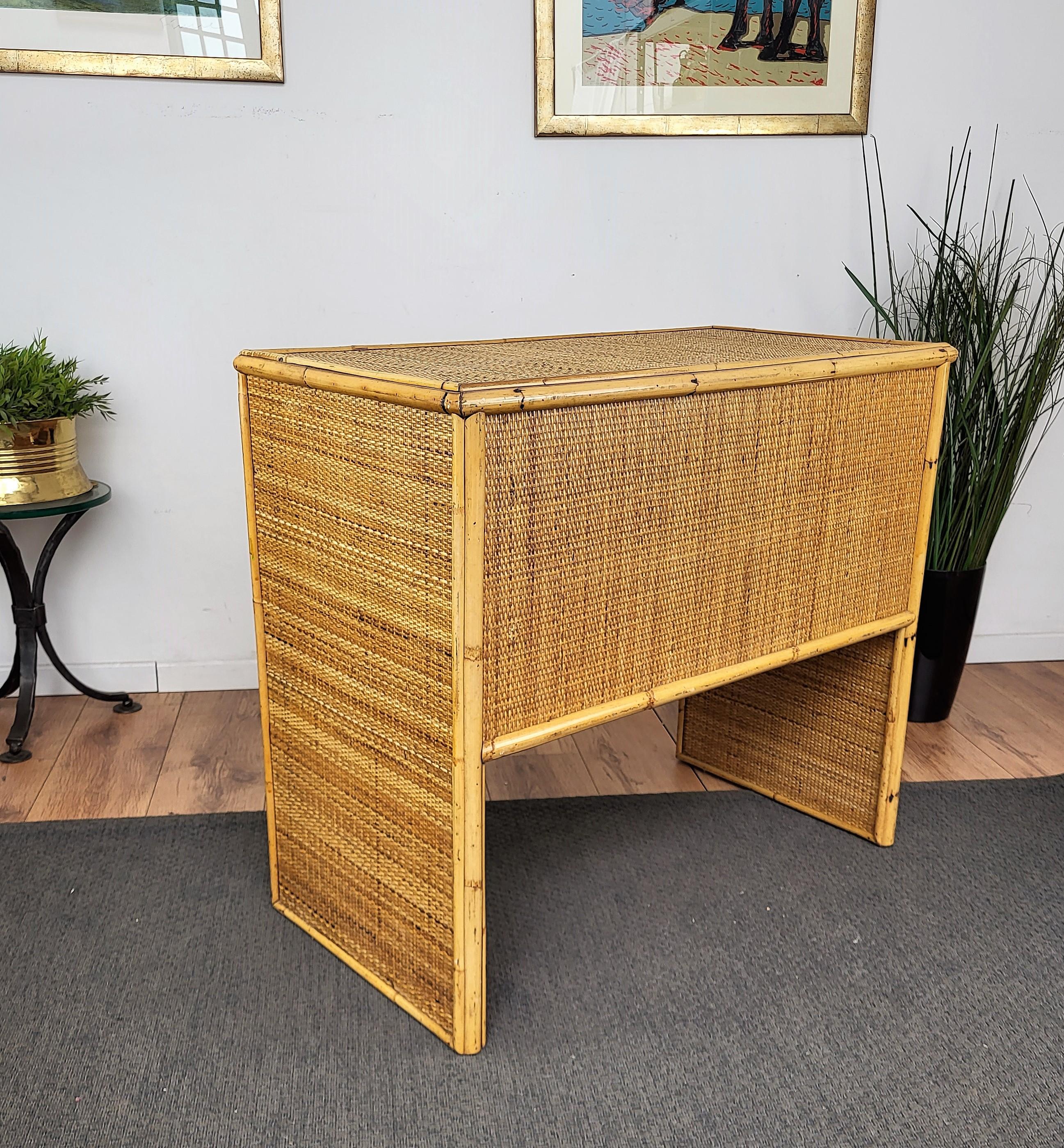20th Century Mid-Century Bamboo, Wood and Rattan Writing Table Desk with Drawers, Italy 1970s For Sale