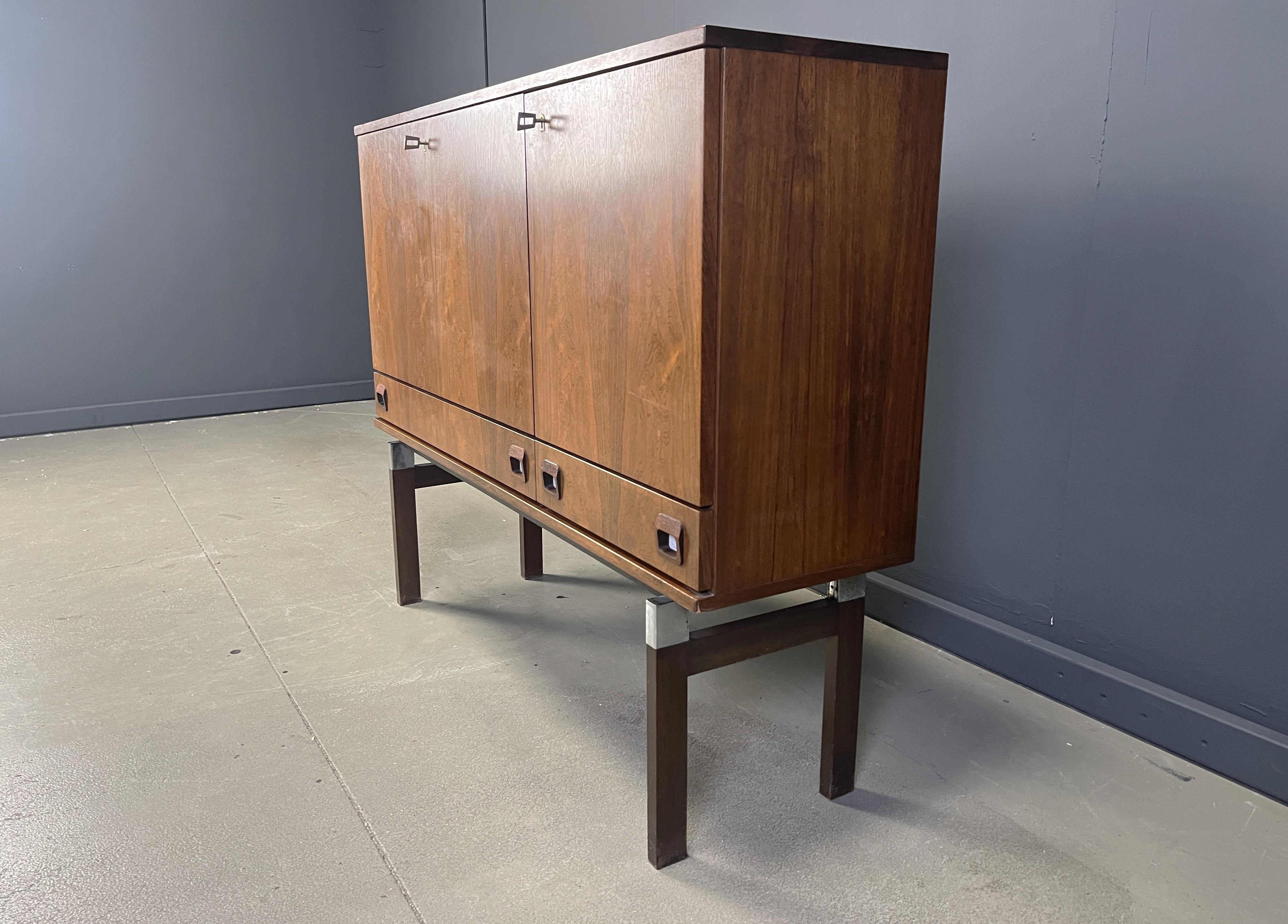 Olandese Mobile bar di metà secolo di Fristho, anni '60 in vendita