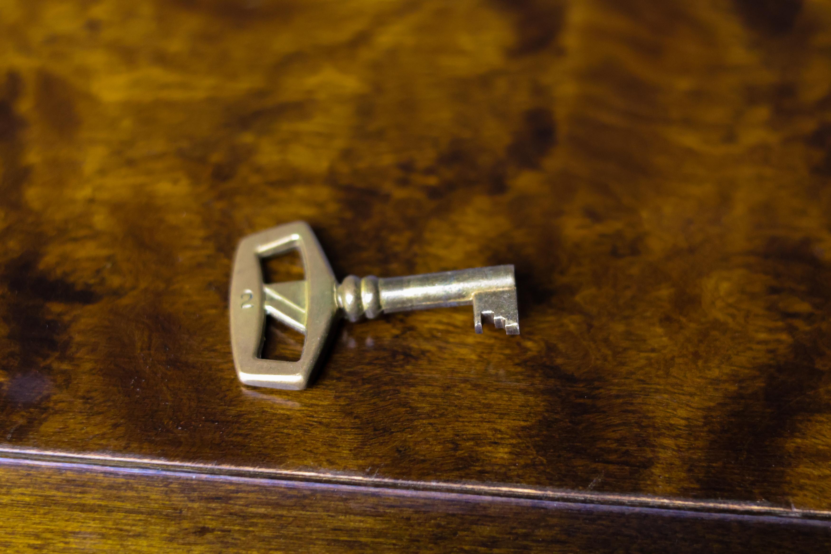 Mid-Century Bar Cabinet by Möbelproduktion AB, Sweden, ca 1950s For Sale 7