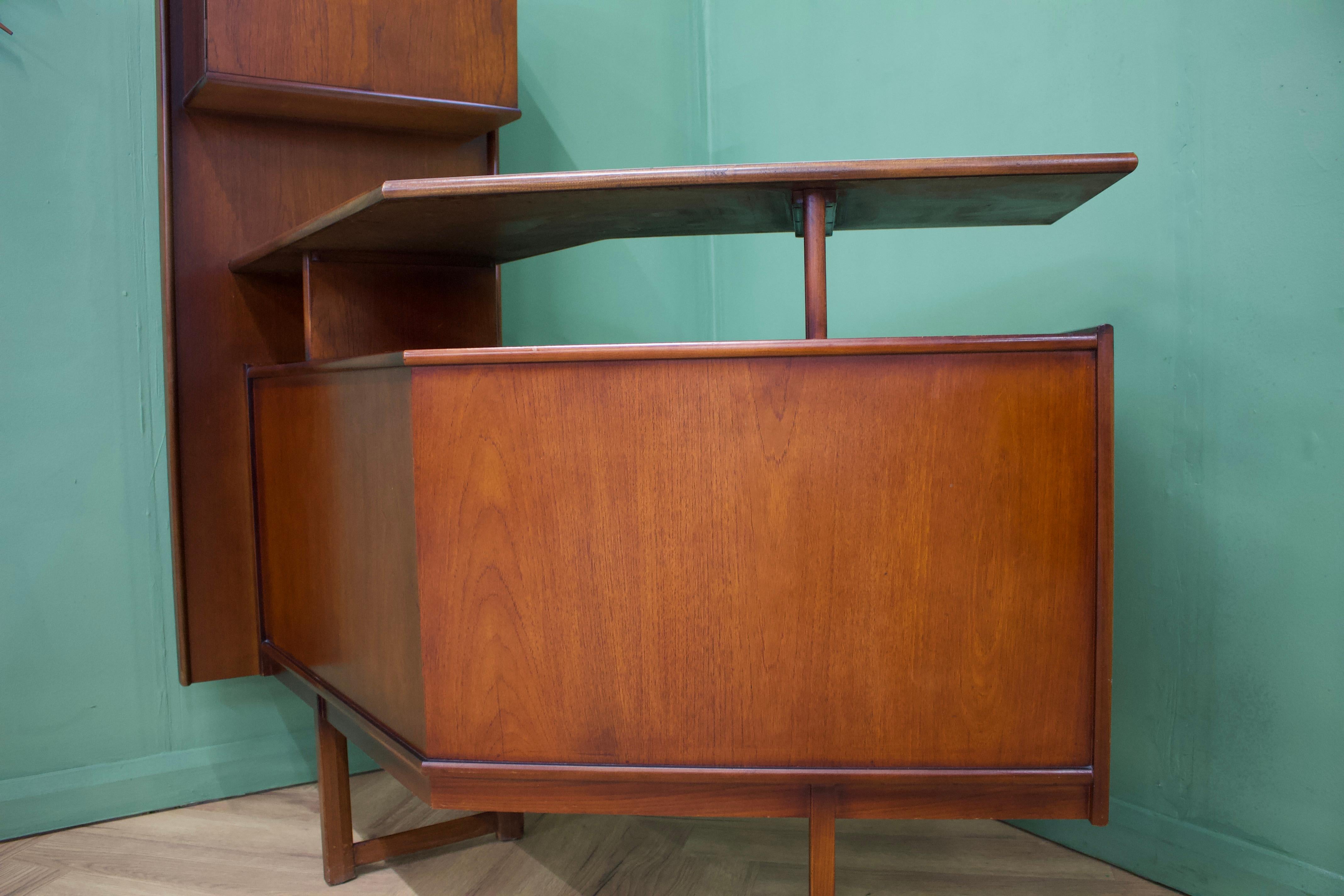 Veneer Mid Century Bar Cabinet Cocktail Bar from Turnidge with Stool, 1960s For Sale