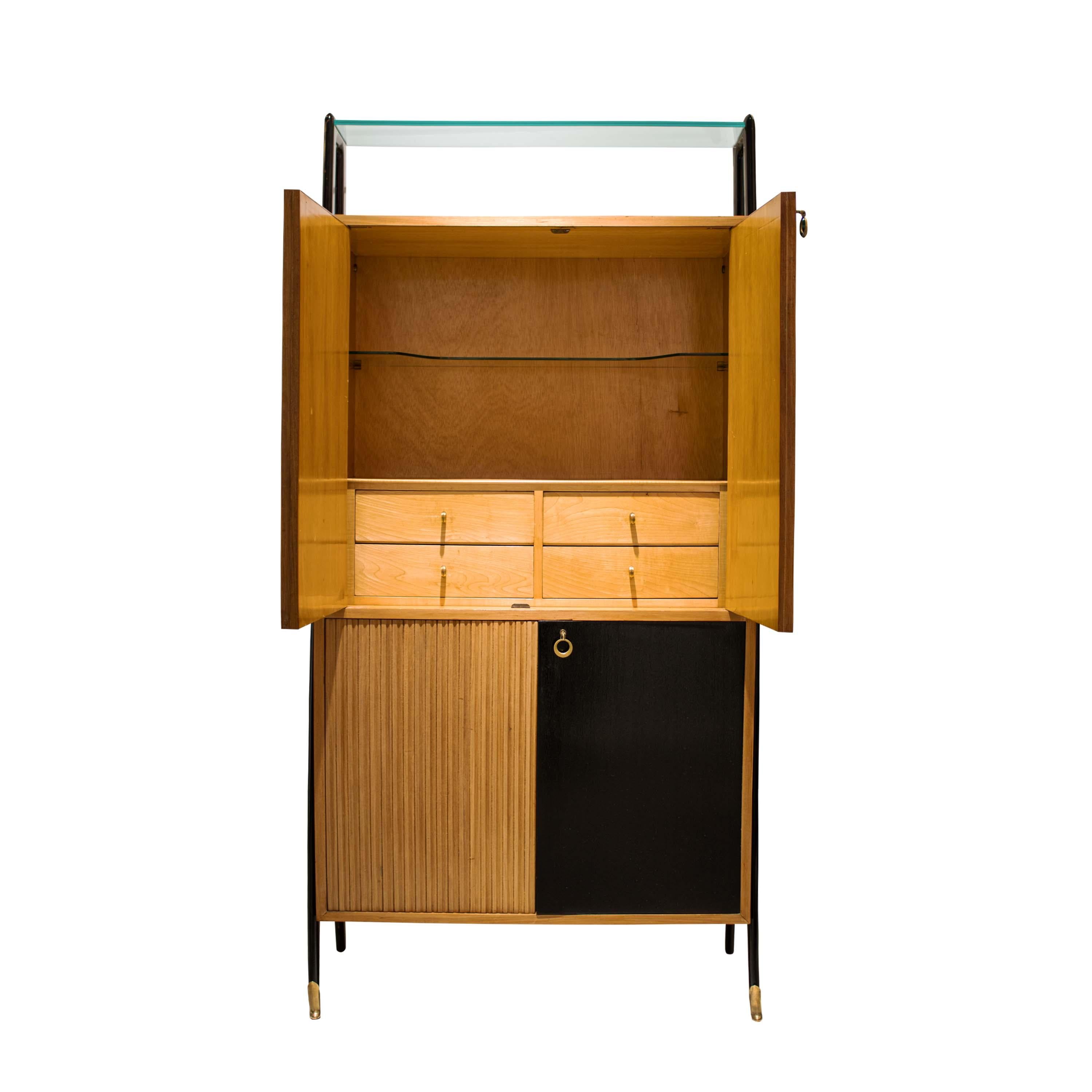 Mid-Century moderno Mobile bar di metà secolo progettato da Ico Parisi, Italia, 1950 in vendita