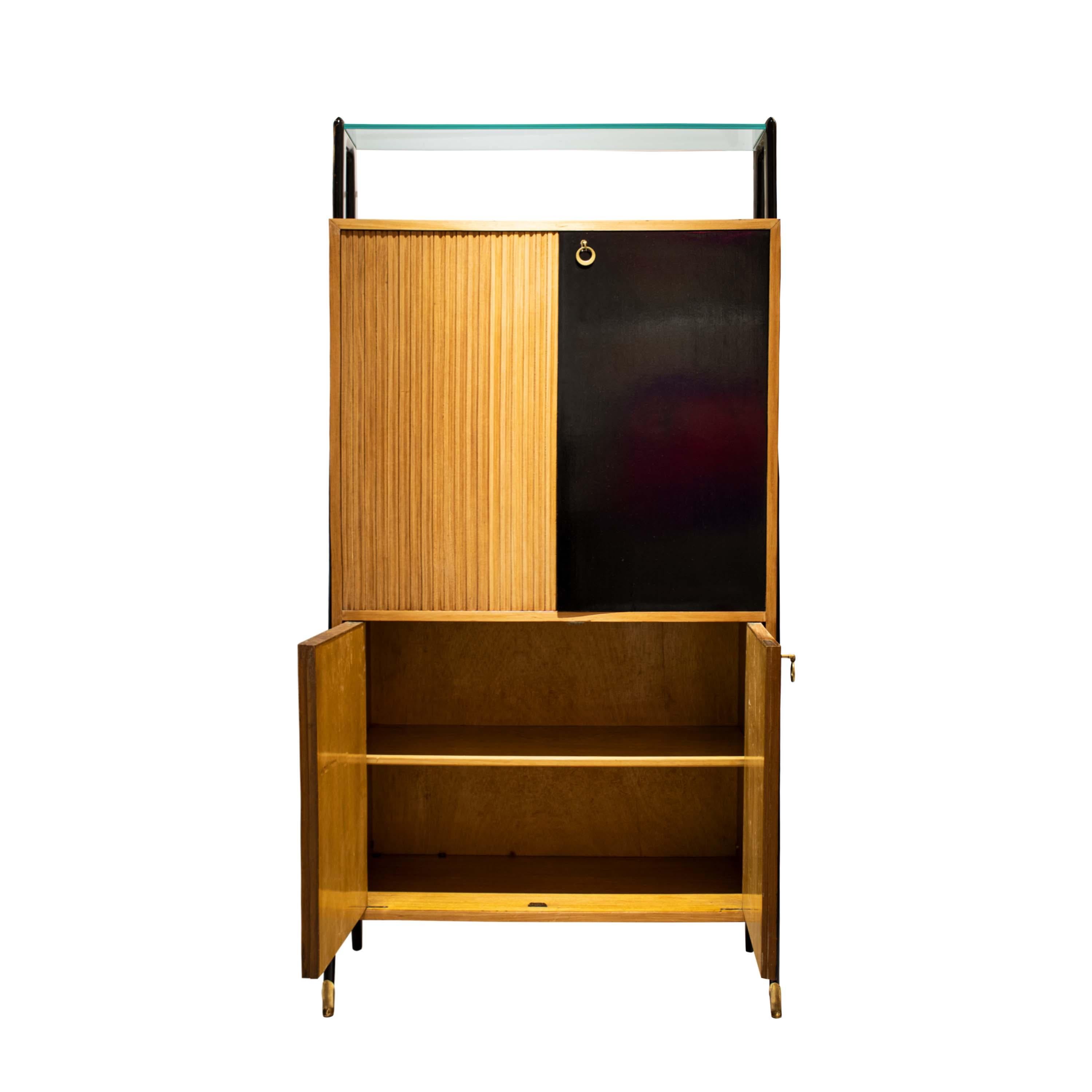 Italiano Mobile bar di metà secolo progettato da Ico Parisi, Italia, 1950 in vendita