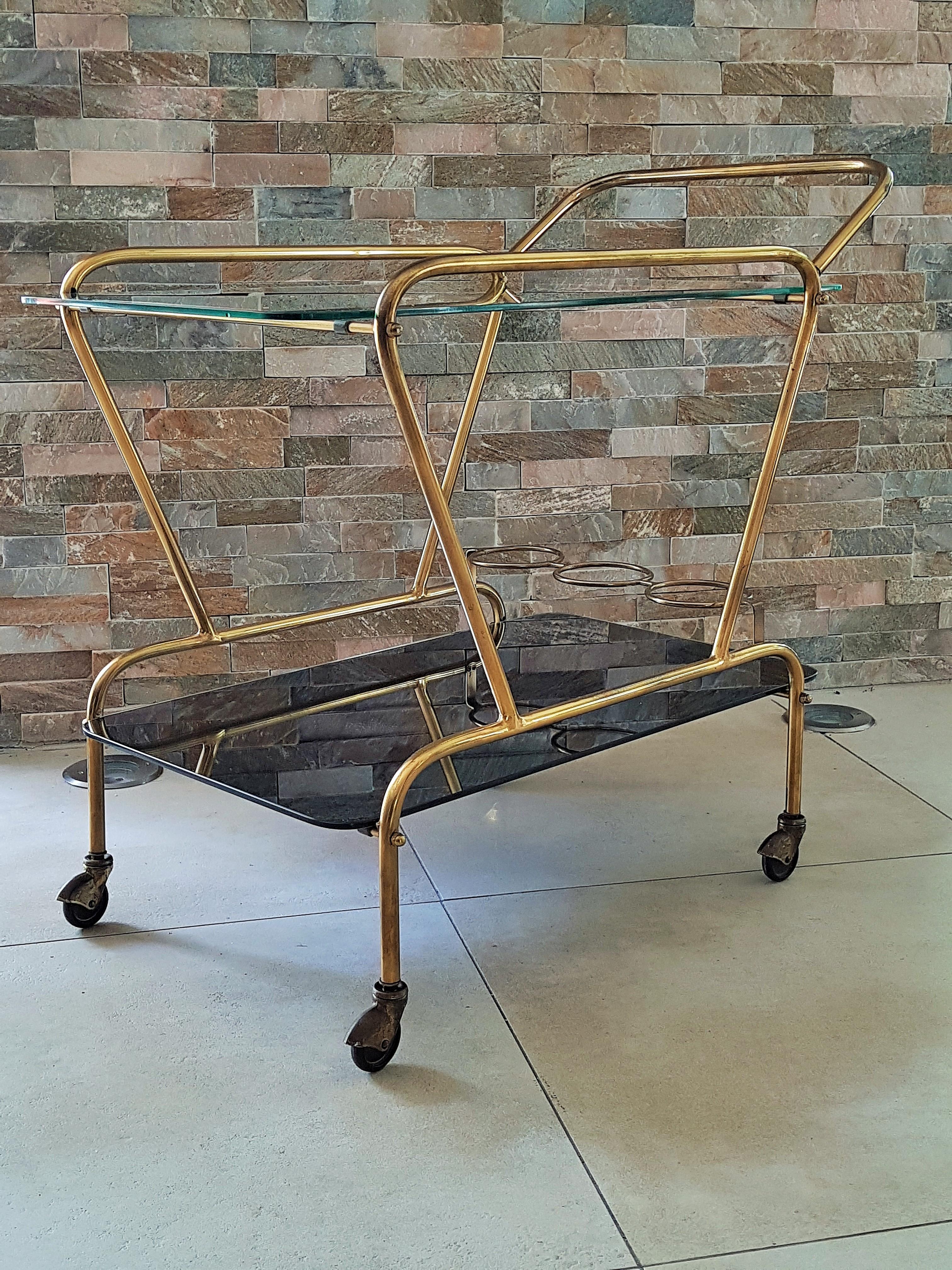 Mid-20th Century Midcentury Bar Cart Brass and Mirror by Lacca, Italy, 1950s