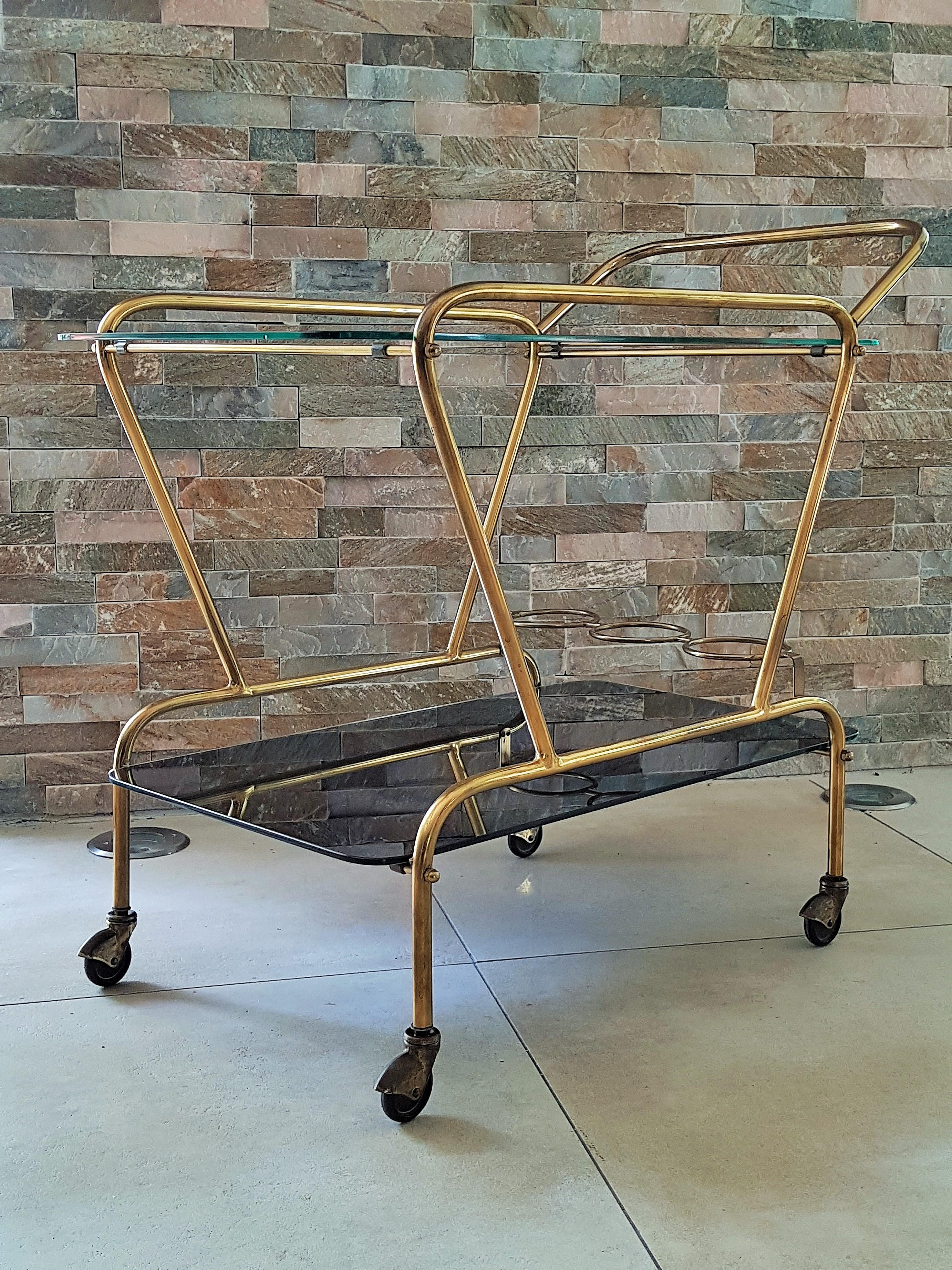 Midcentury Bar Cart Brass and Mirror by Lacca, Italy, 1950s 1