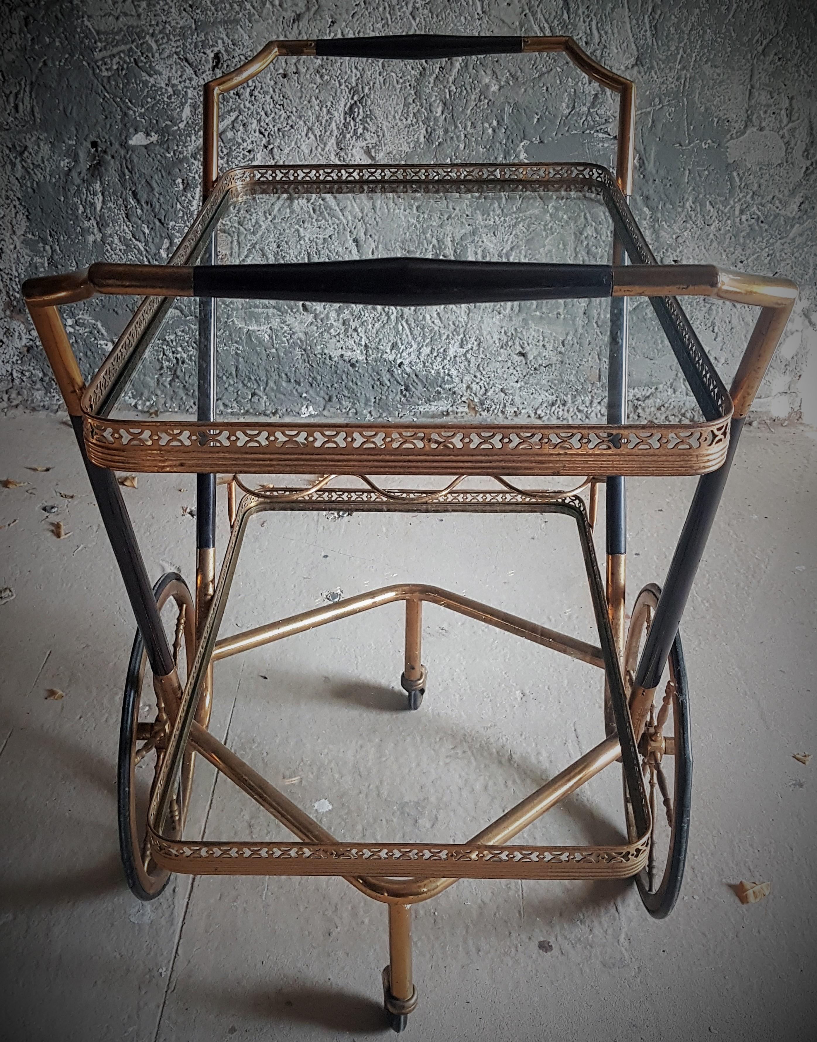 Mid-Century Bar Cart Brass and Wood by Cesare Lacca, Italie, 1950s For Sale 5