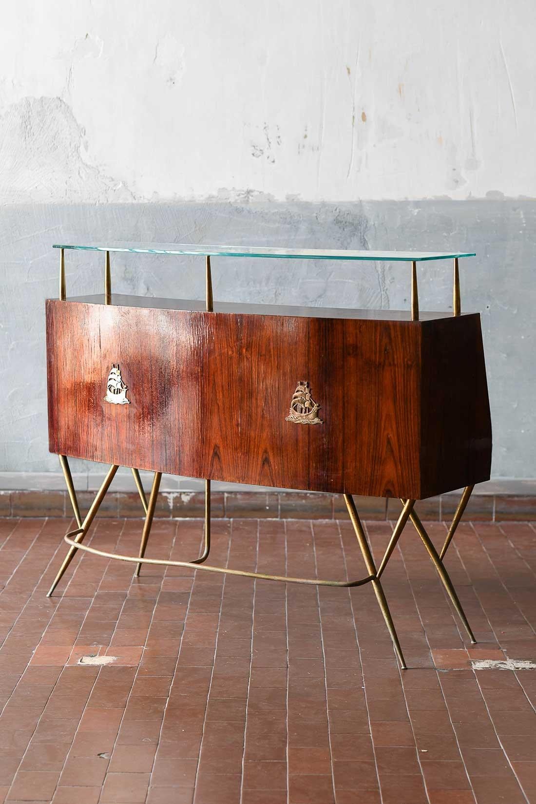 Brass Mid-Century Bar Counter in wood, brass and glass. Italian artisan production. For Sale