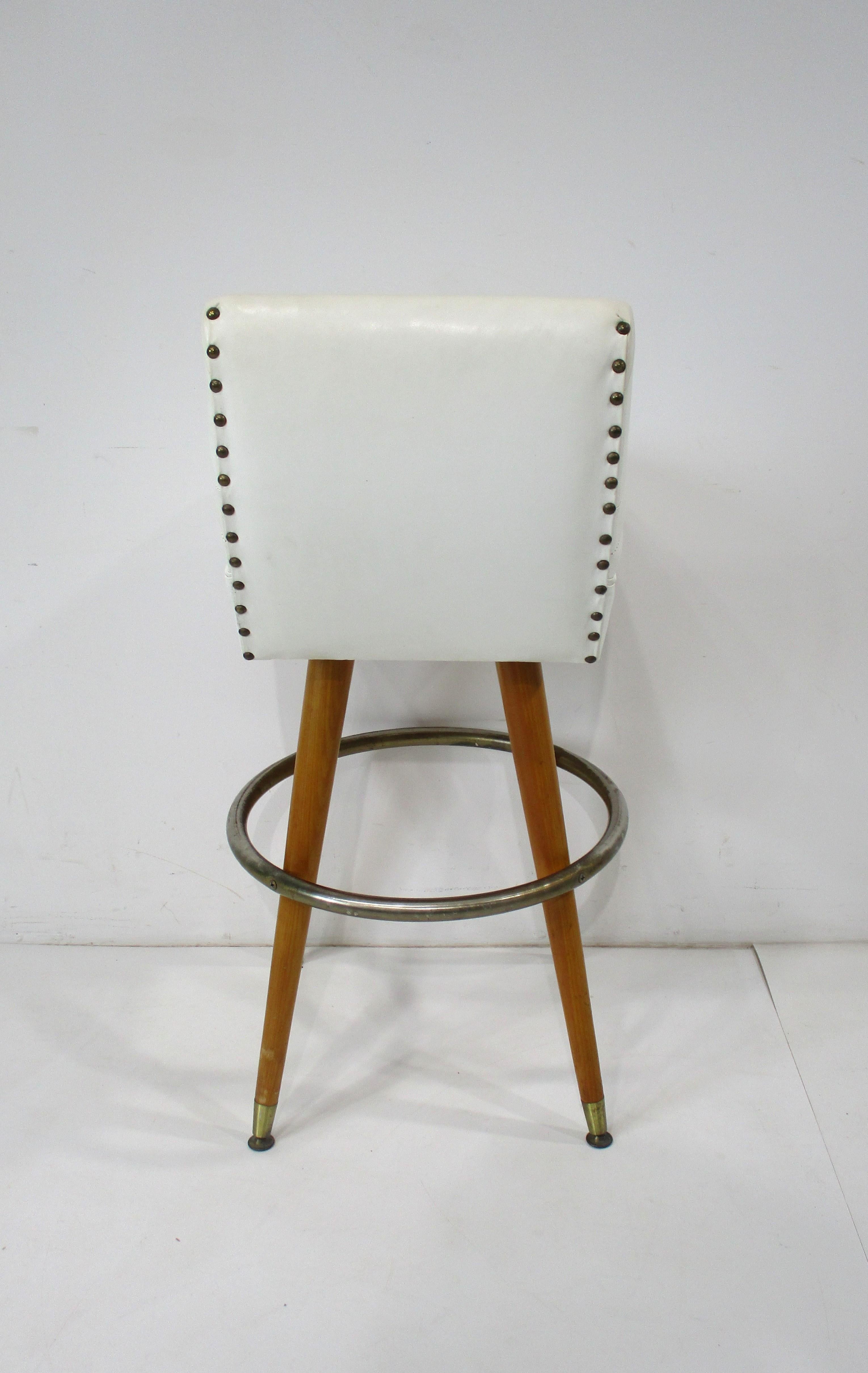 Taburetes de bar de mediados de siglo al estilo de Paul McCobb Tapicería en venta