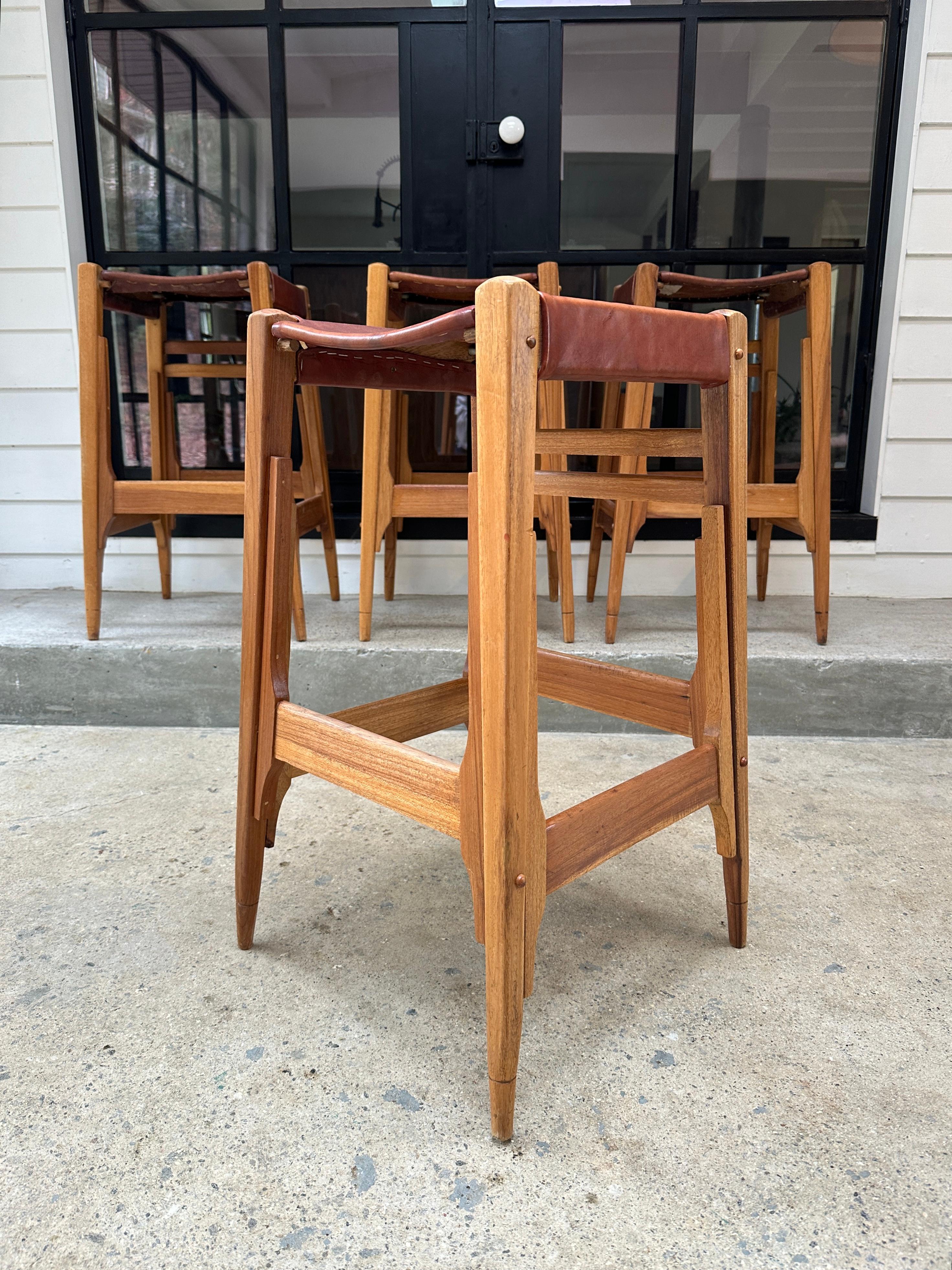 Mid-20th Century Mid Century bar stools in wood and leather by Werner Biermann for Arte Sano, 4