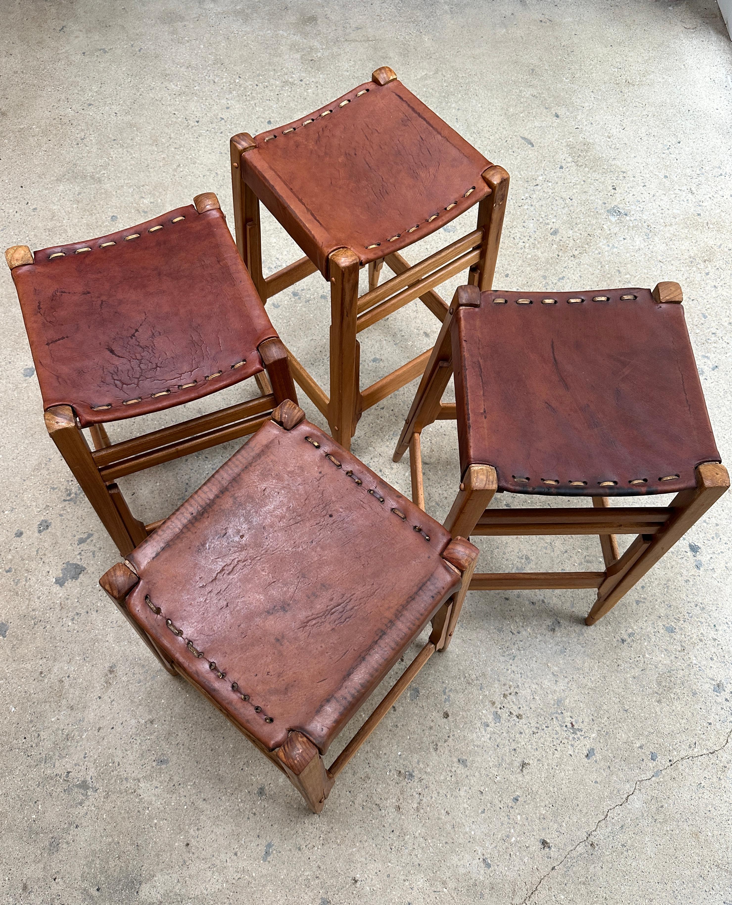 Mid Century bar stools in wood and leather by Werner Biermann for Arte Sano, 4 2