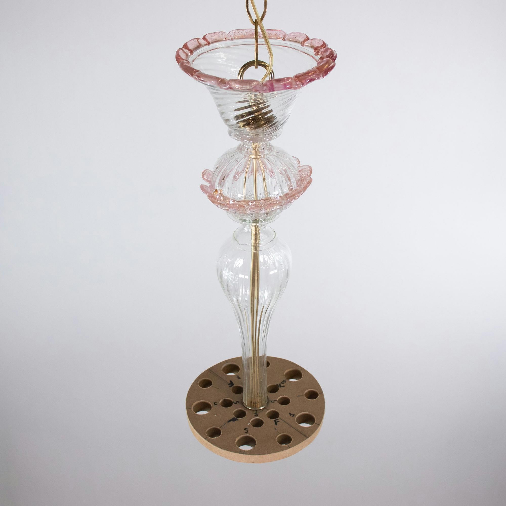Hand-Crafted Mid-Century Baroque Style Five Arm Blush Pink and Gold Murano Chandelier For Sale