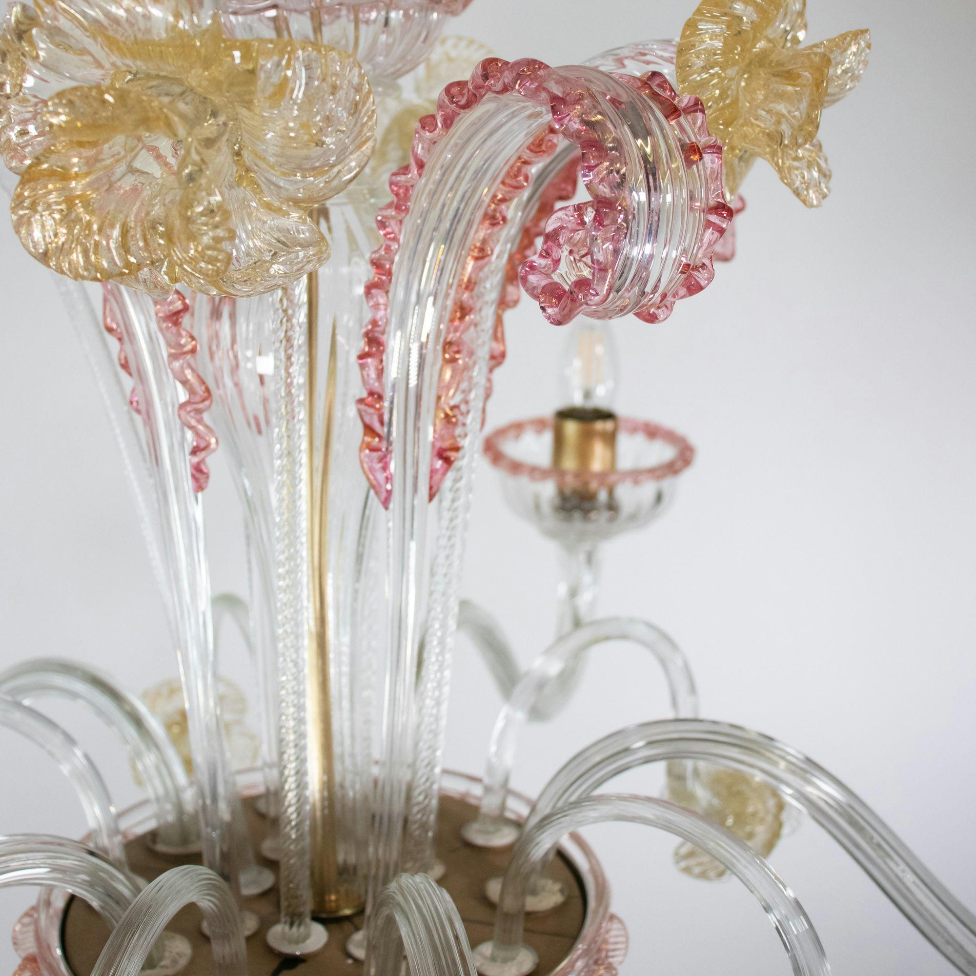 Mid-Century Baroque Style Five Arm Blush Pink and Gold Murano Chandelier For Sale 1