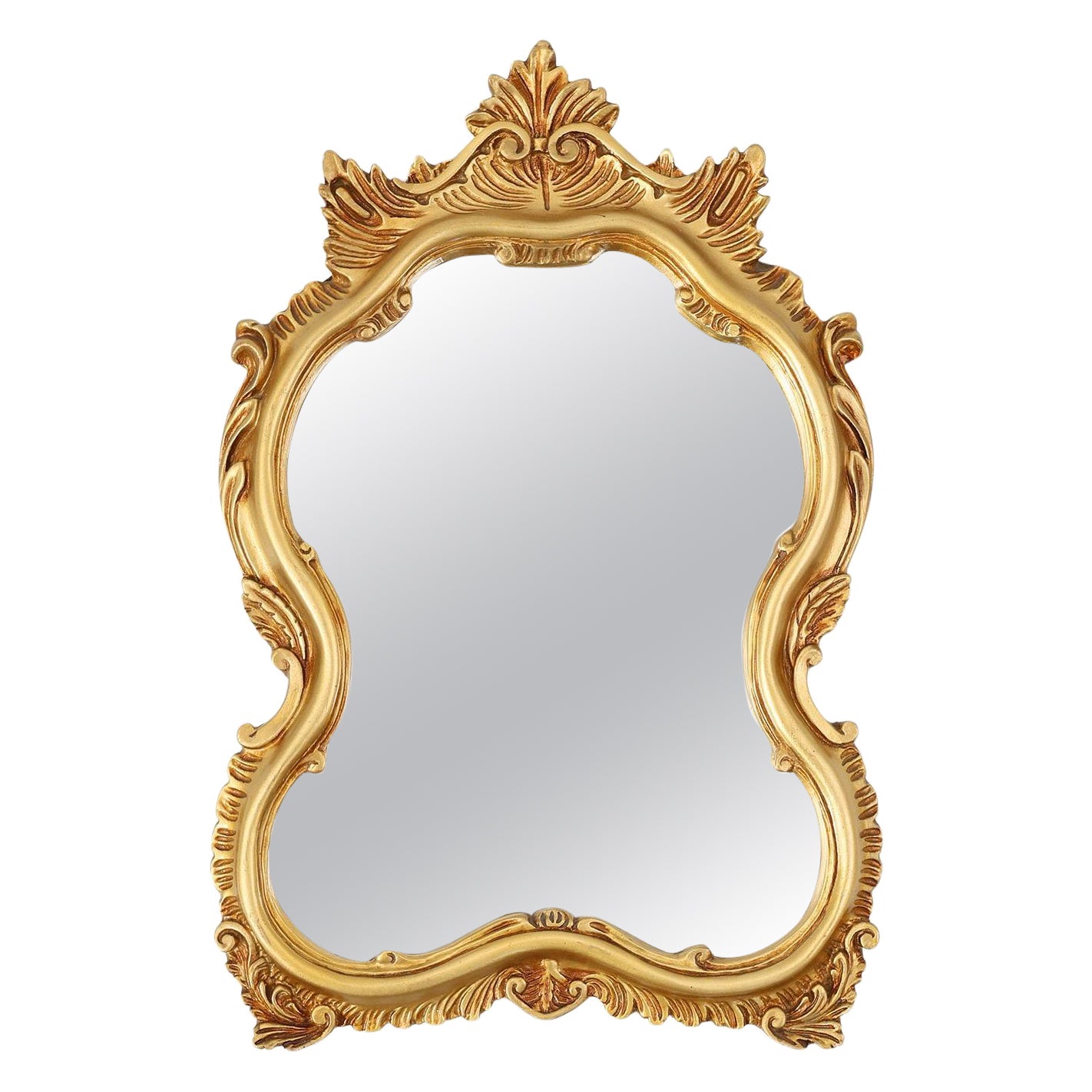 Miroir doré de style baroque du milieu du siècle, France, années 1950