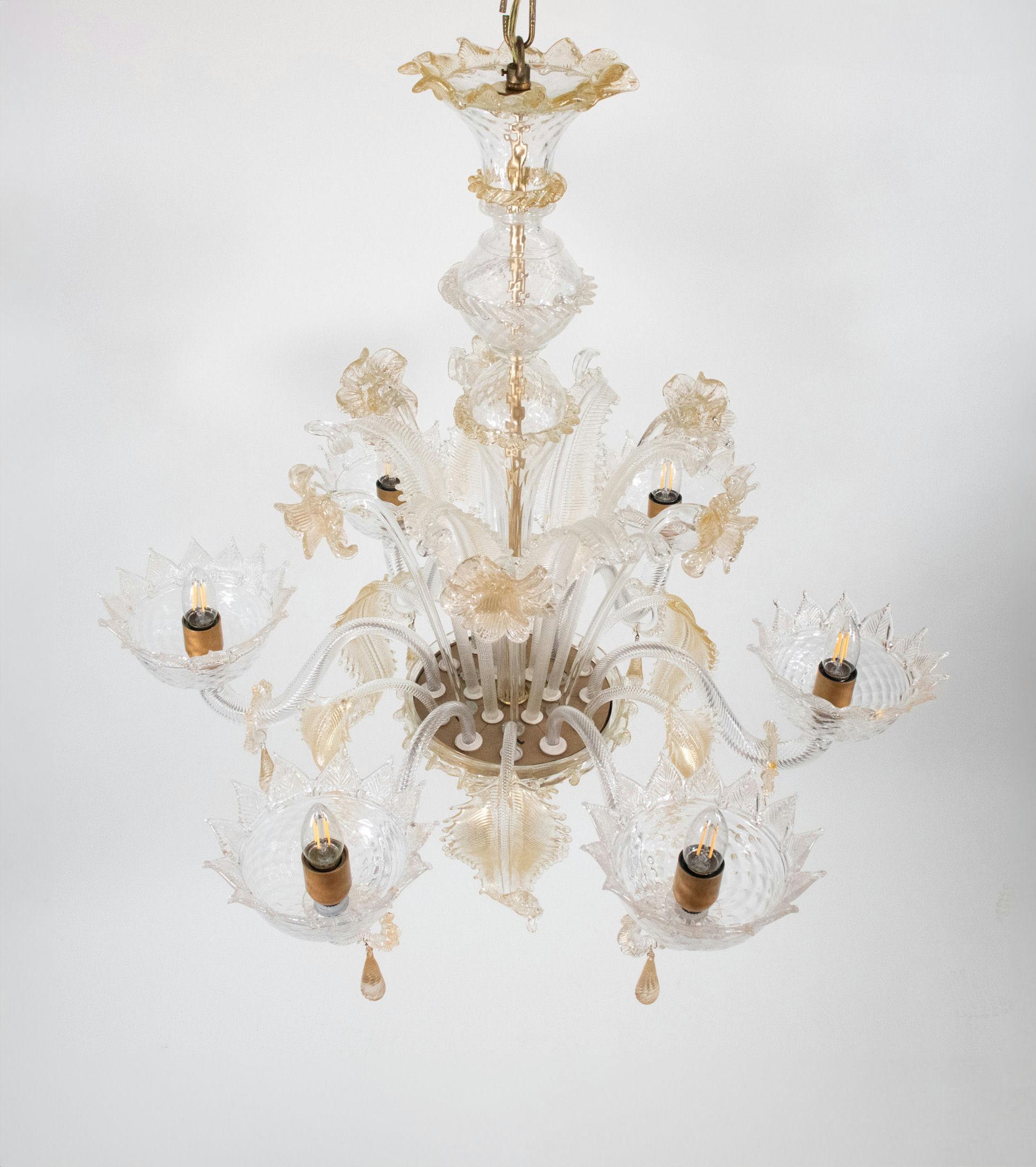 Lampadario di Murano in stile barocco di metà secolo con infusione d'oro In condizioni buone a Chicago, IL