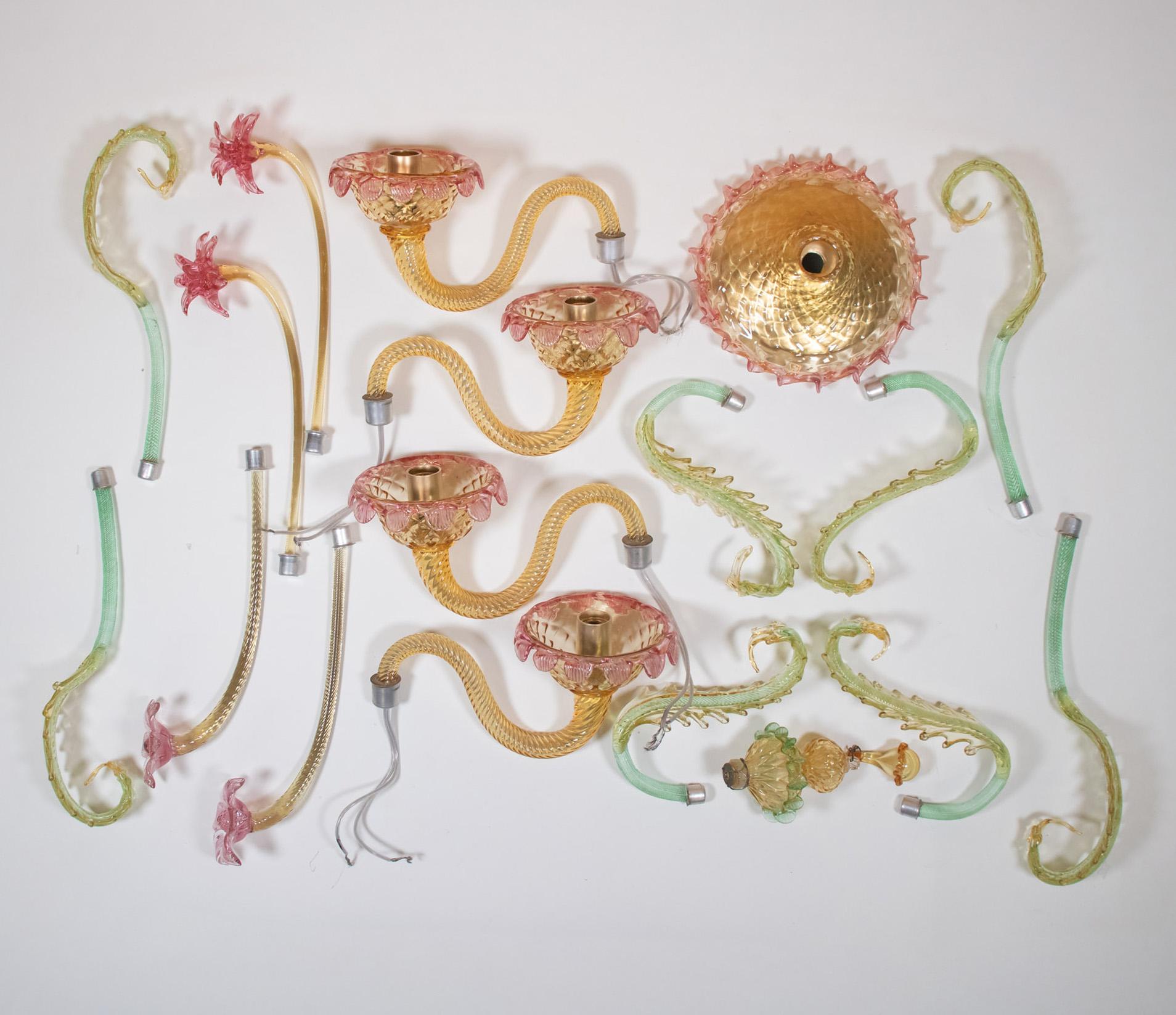 Mid Century Baroque Style Murano Chandelier with Golden Yellow Rapberry Pink 4
