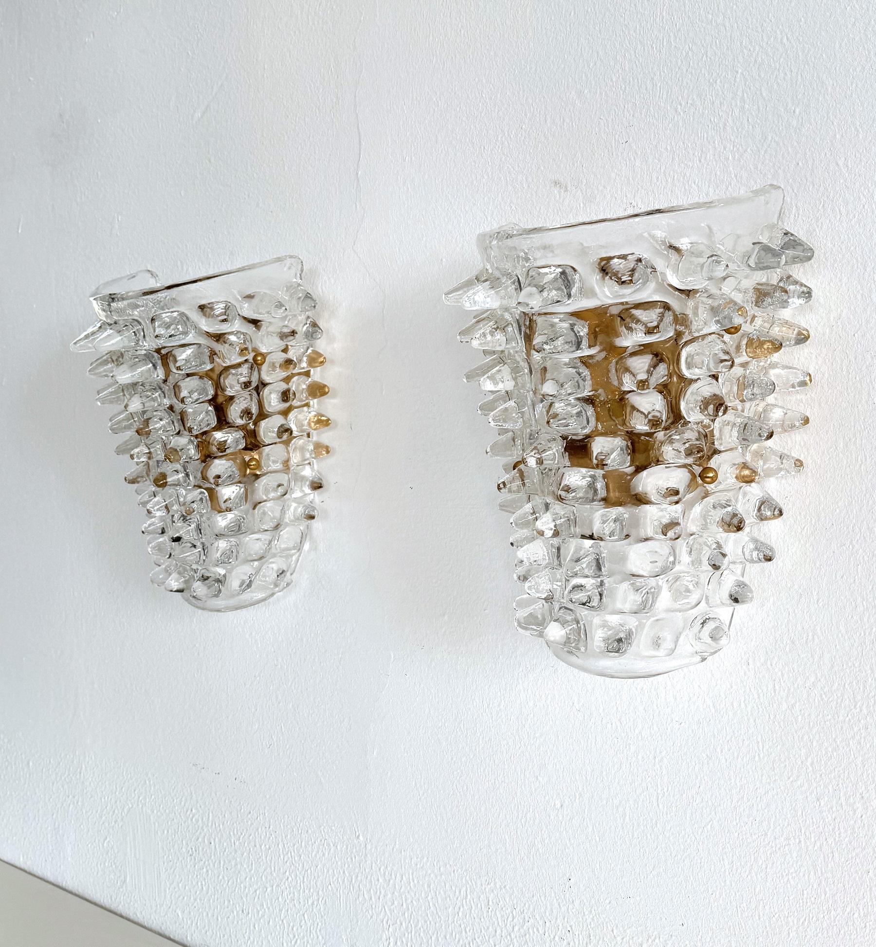 Fait main Appliques murales en verre Murano Rostrato de style Barovier du milieu du siècle, ensemble de deux, 1990 en vente