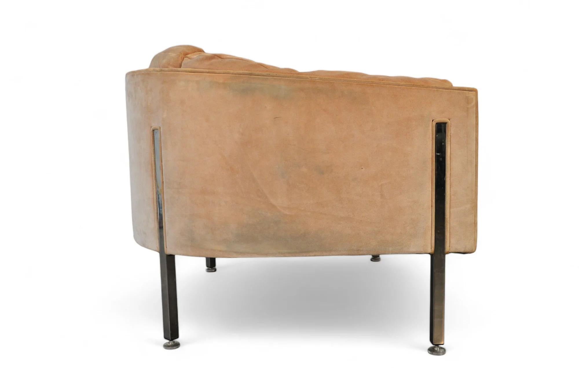 Barrel-Stuhl aus der Mitte des Jahrhunderts in der Art von Milo Baughman (20. Jahrhundert) im Angebot