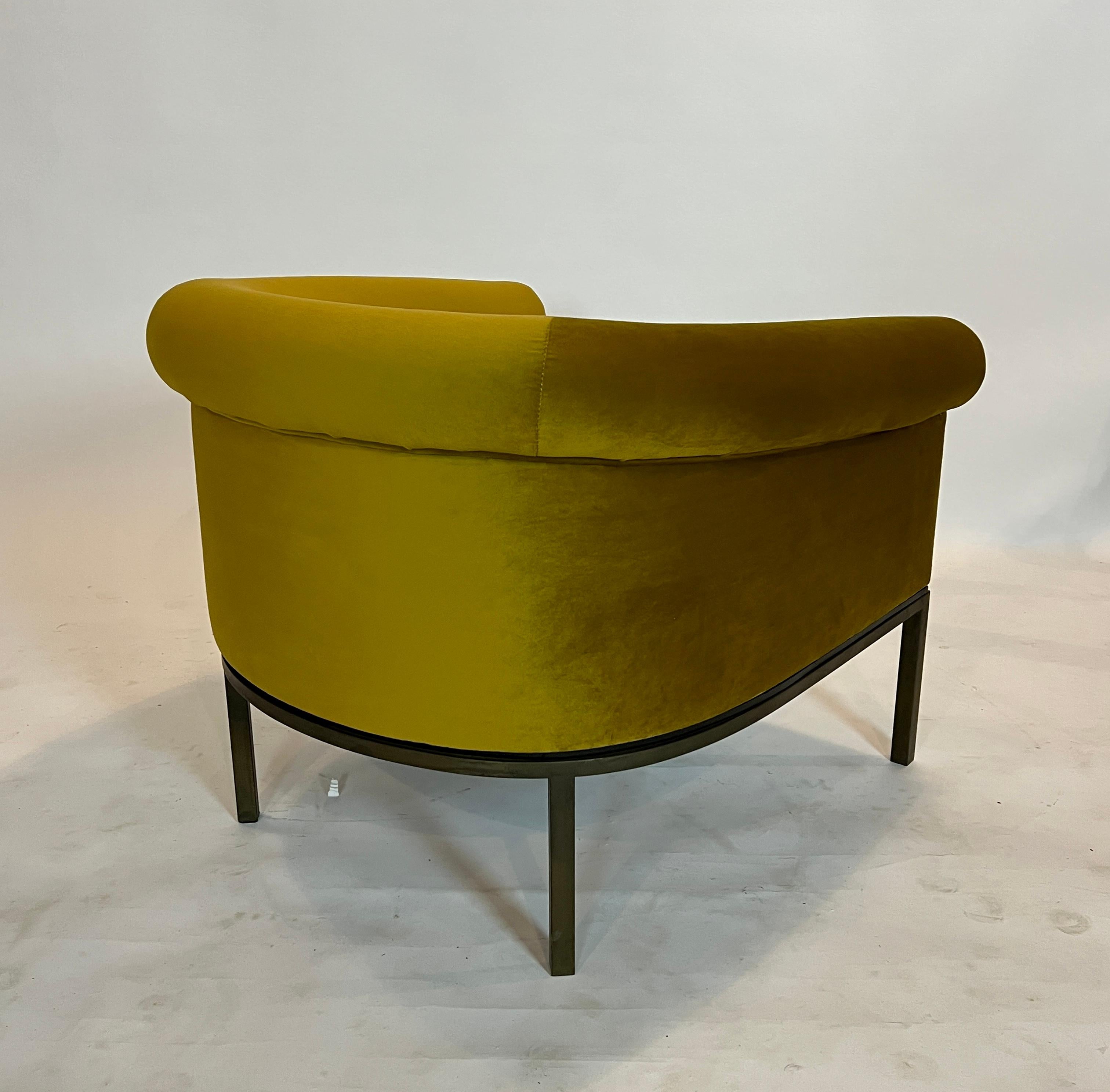 Mid-Century Barrel Chairs by Metropolitan in Green Velvet 2