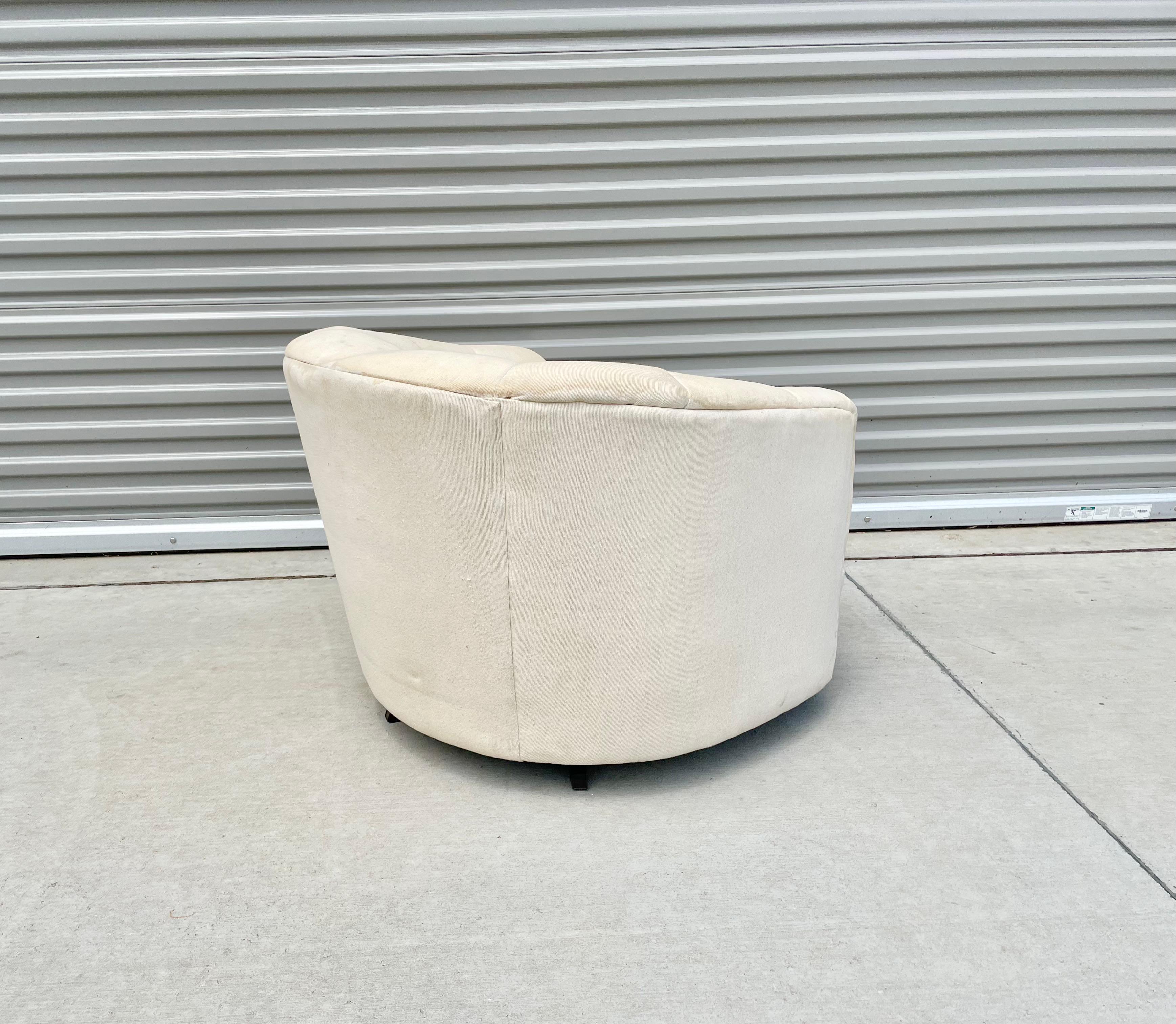 Sedie a botte del metà del secolo scorso in stile Milo Baughman in vendita 5