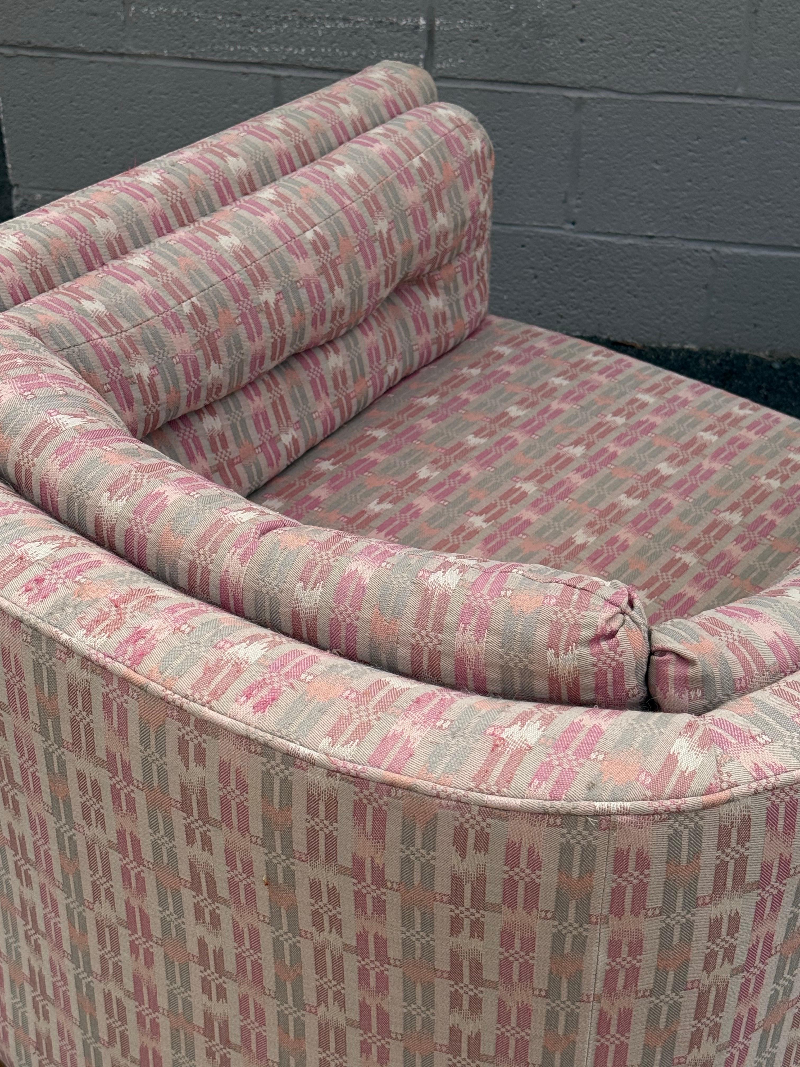 Sillón Barrel de Mitad de Siglo con Otomana by Dunbar en venta 8