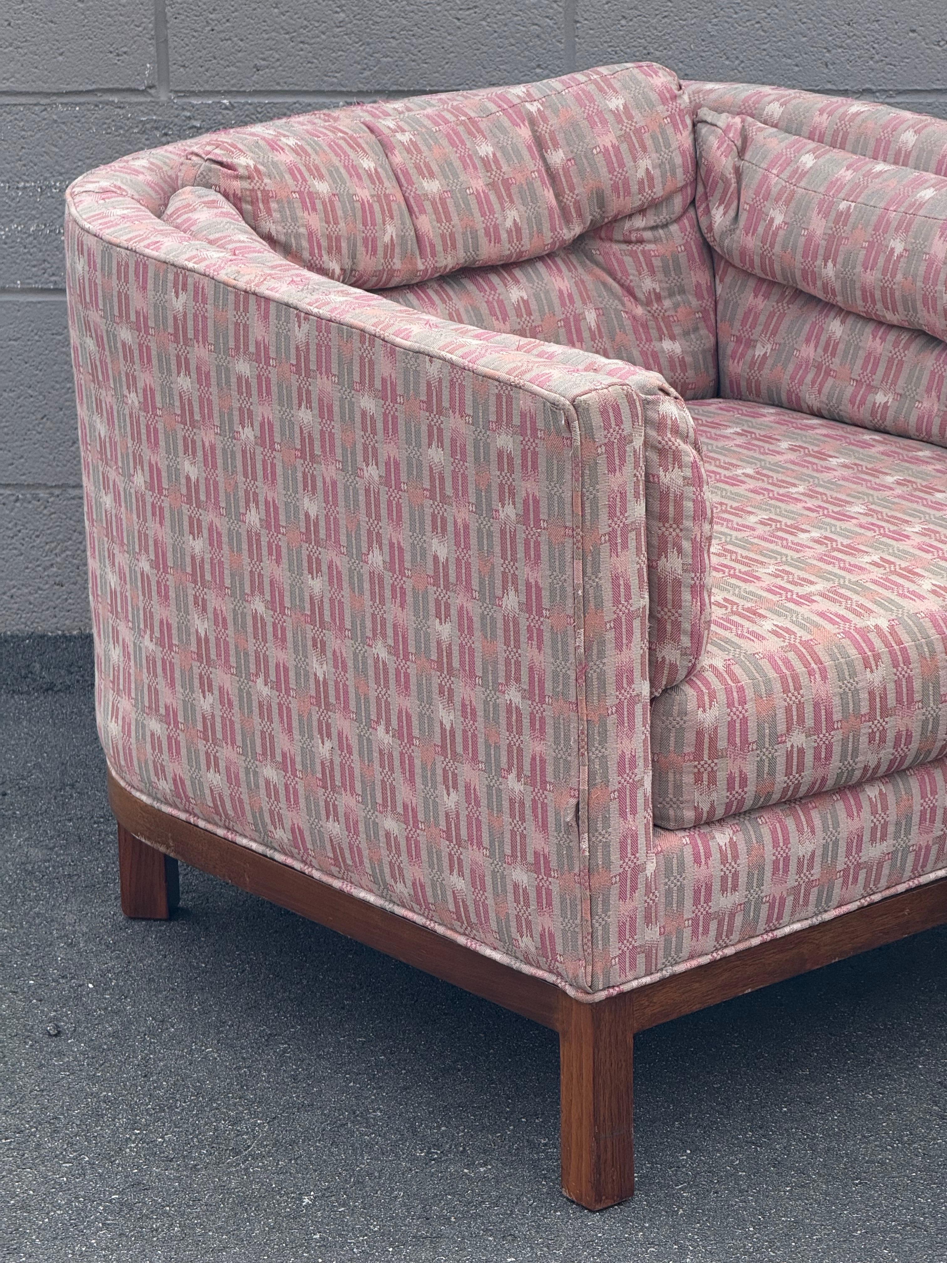 Sillón Barrel de Mitad de Siglo con Otomana by Dunbar Estadounidense en venta