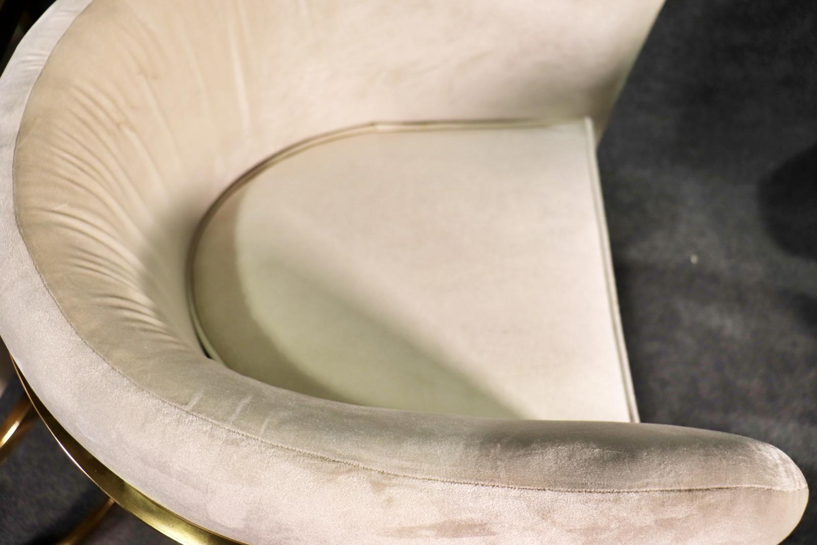 Chaises d'appoint en forme de tonneau du milieu du siècle - Paire en vente 2