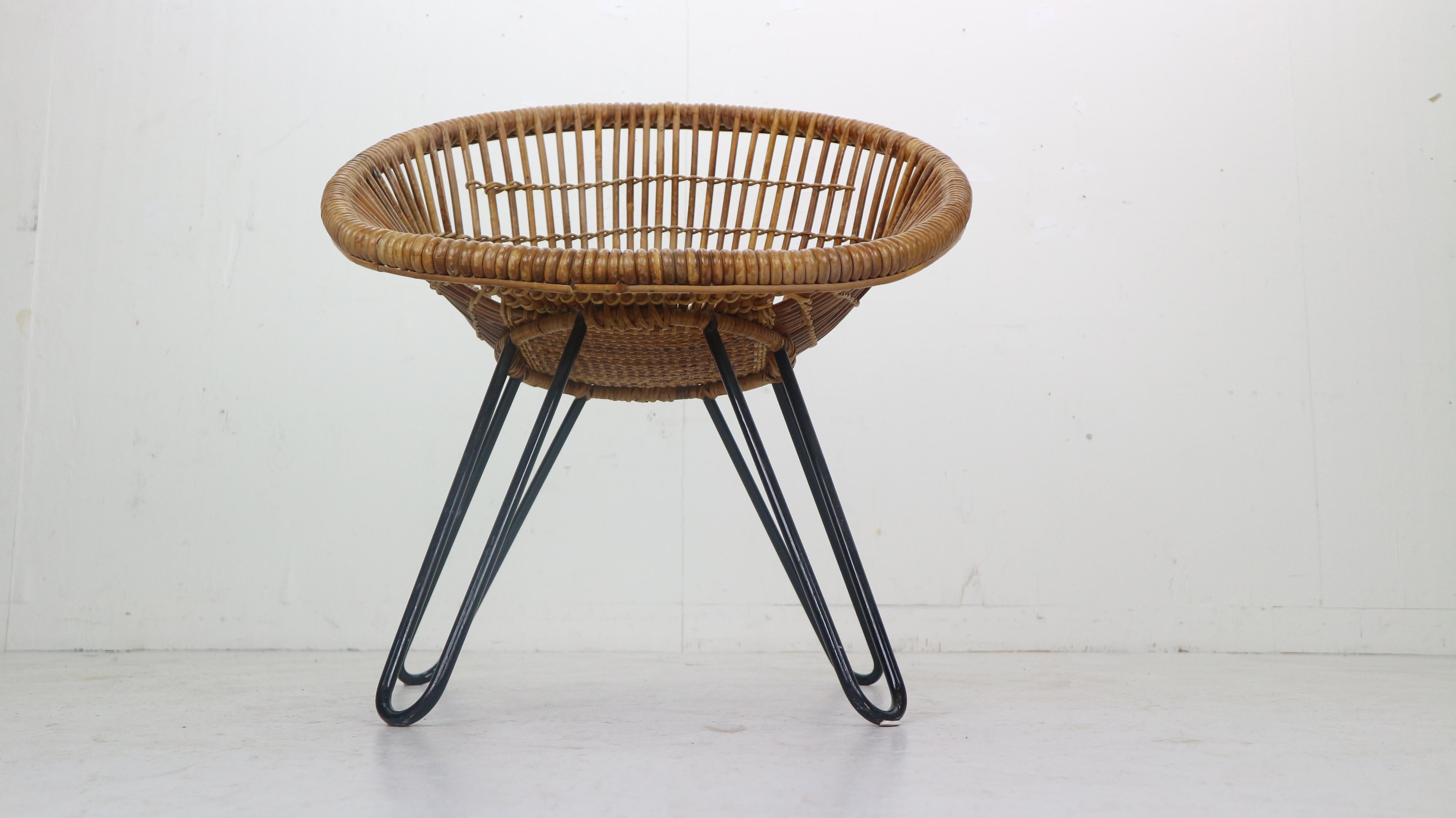 Mid-Century Modern Midcentury Basket Woven Lounge Chair with Hairpin Metal Legs, 1950s