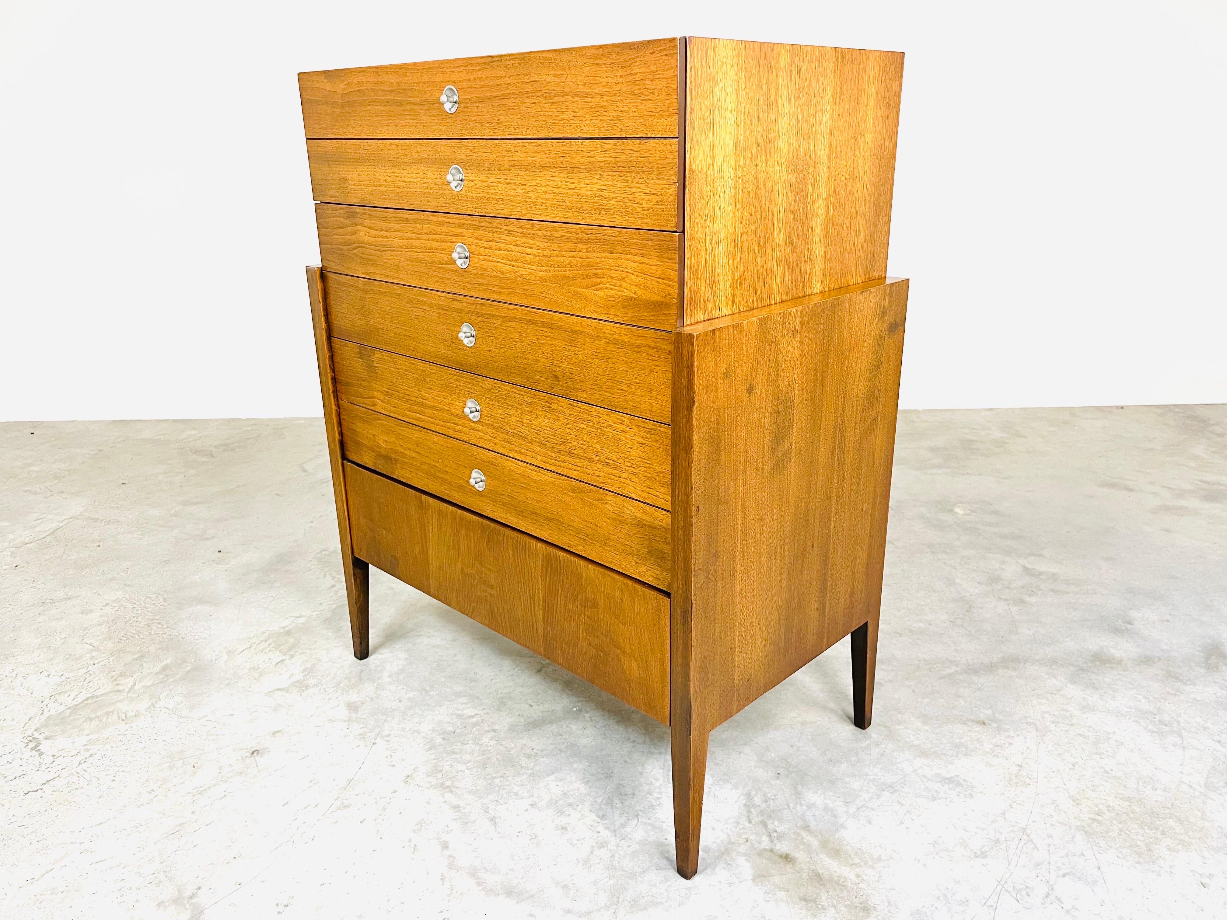 20th Century Mid Century Bassett ‘Trimline’ Highboy Dresser-Chest of Drawers in Walnut