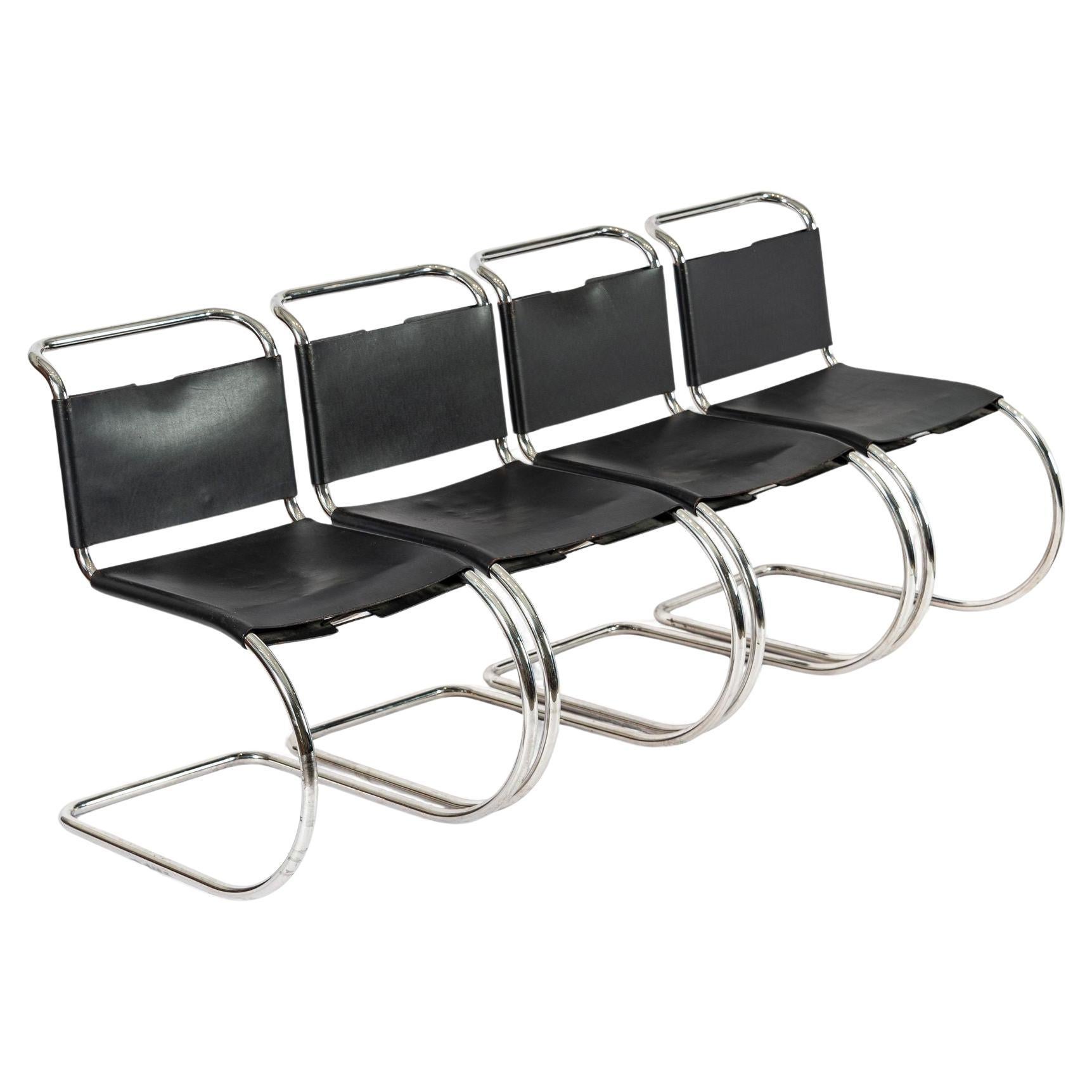 Sedie laterali nere MR 10 di Mies van der Rohe per Knoll del Mid Century Bauhaus