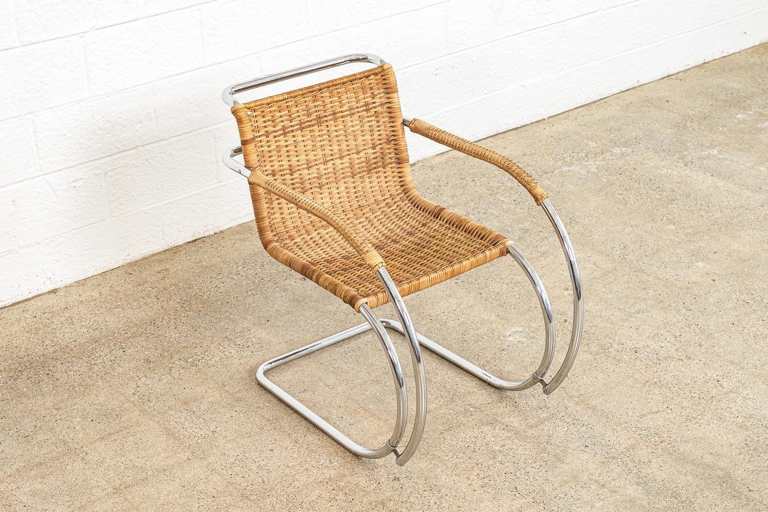 Vimini Poltrona Bauhaus MR 20 di Mies van der Rohe per Stendig, metà secolo, 1970 in vendita