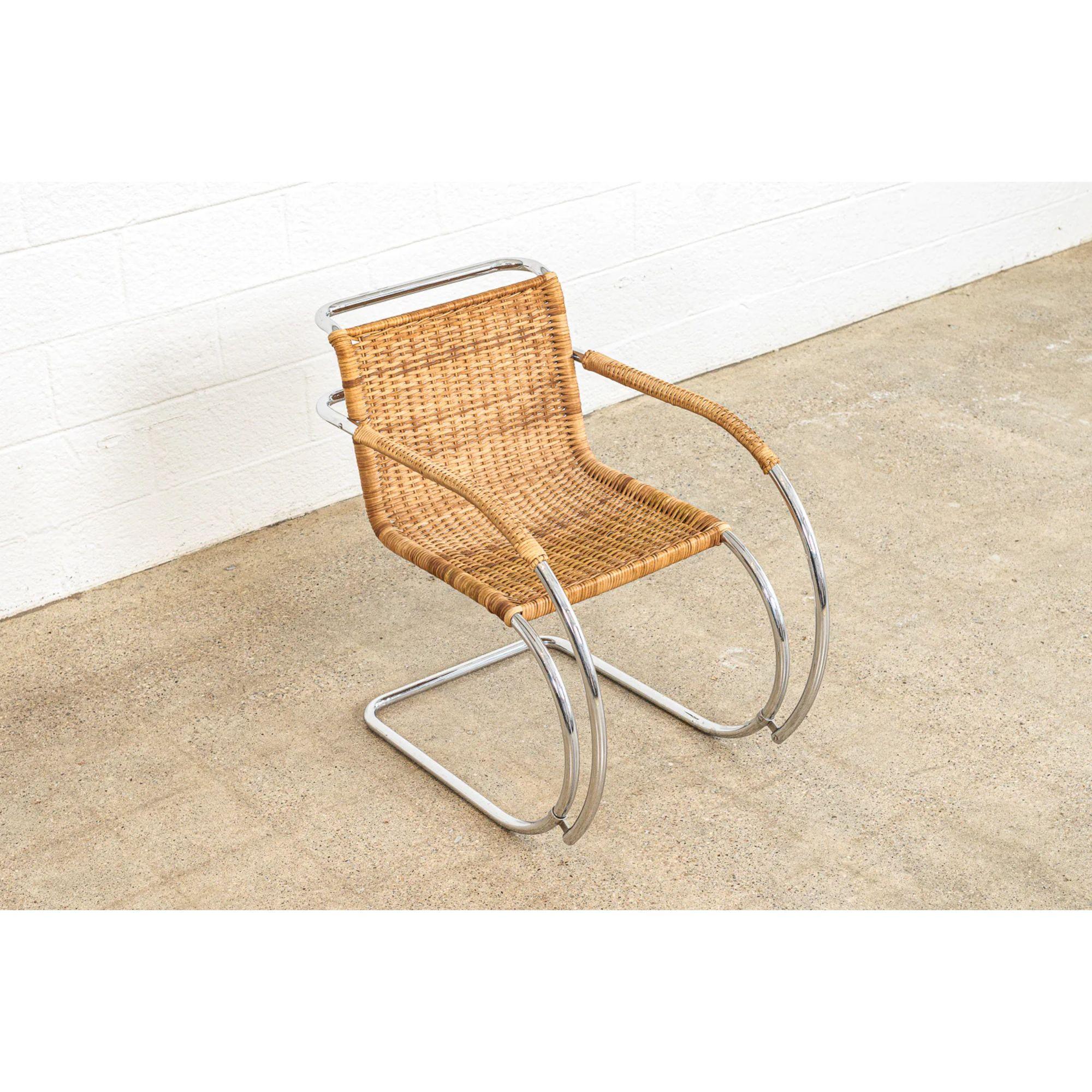 Midcentury Bauhaus Mr 20 Armchair by Mies Van Der Rohe for Stendig In Good Condition For Sale In Detroit, MI
