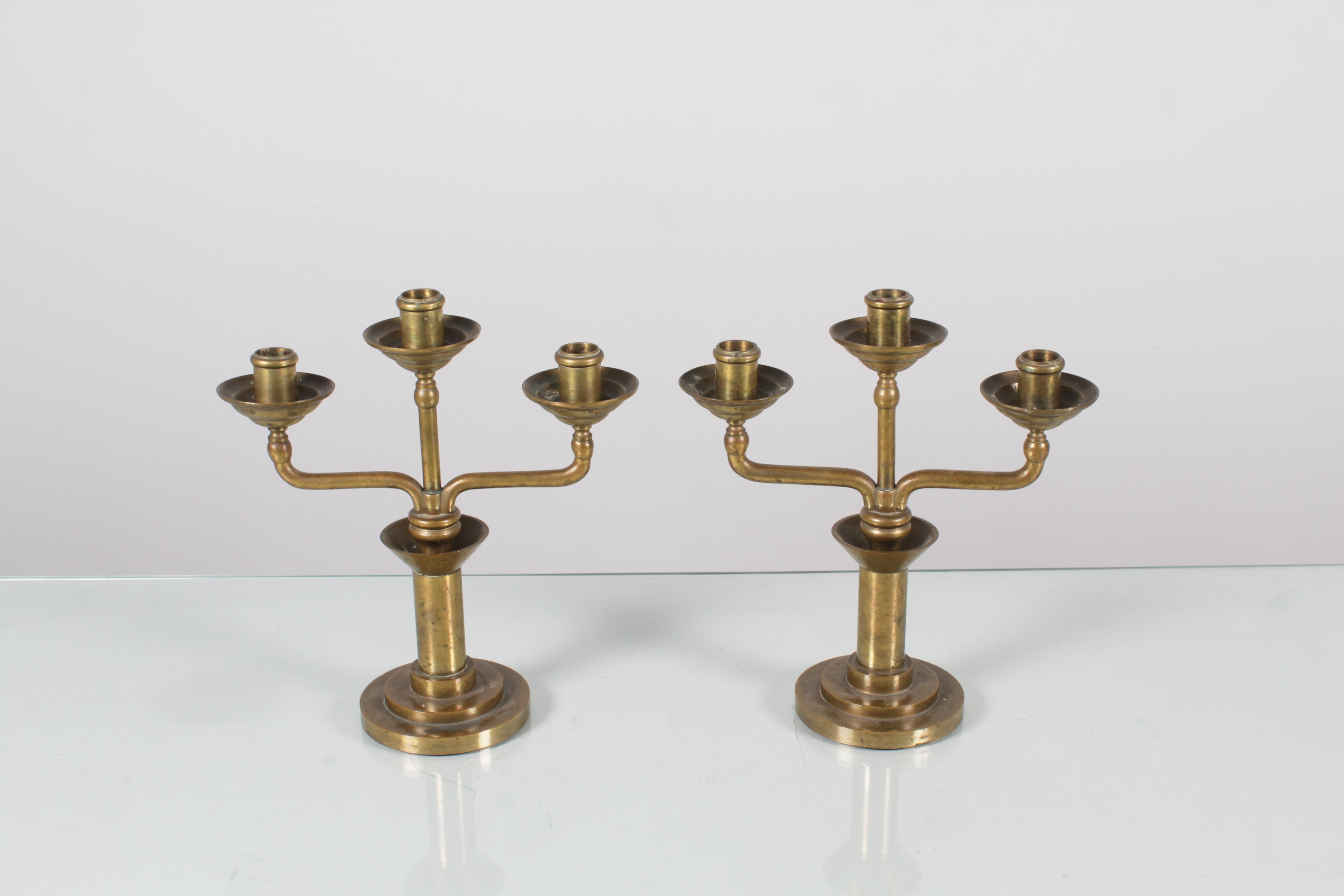 Mid-Century Bauhaus Rationaliust Deco Brass Candelabra, Italy 1930s In Good Condition For Sale In Palermo, IT