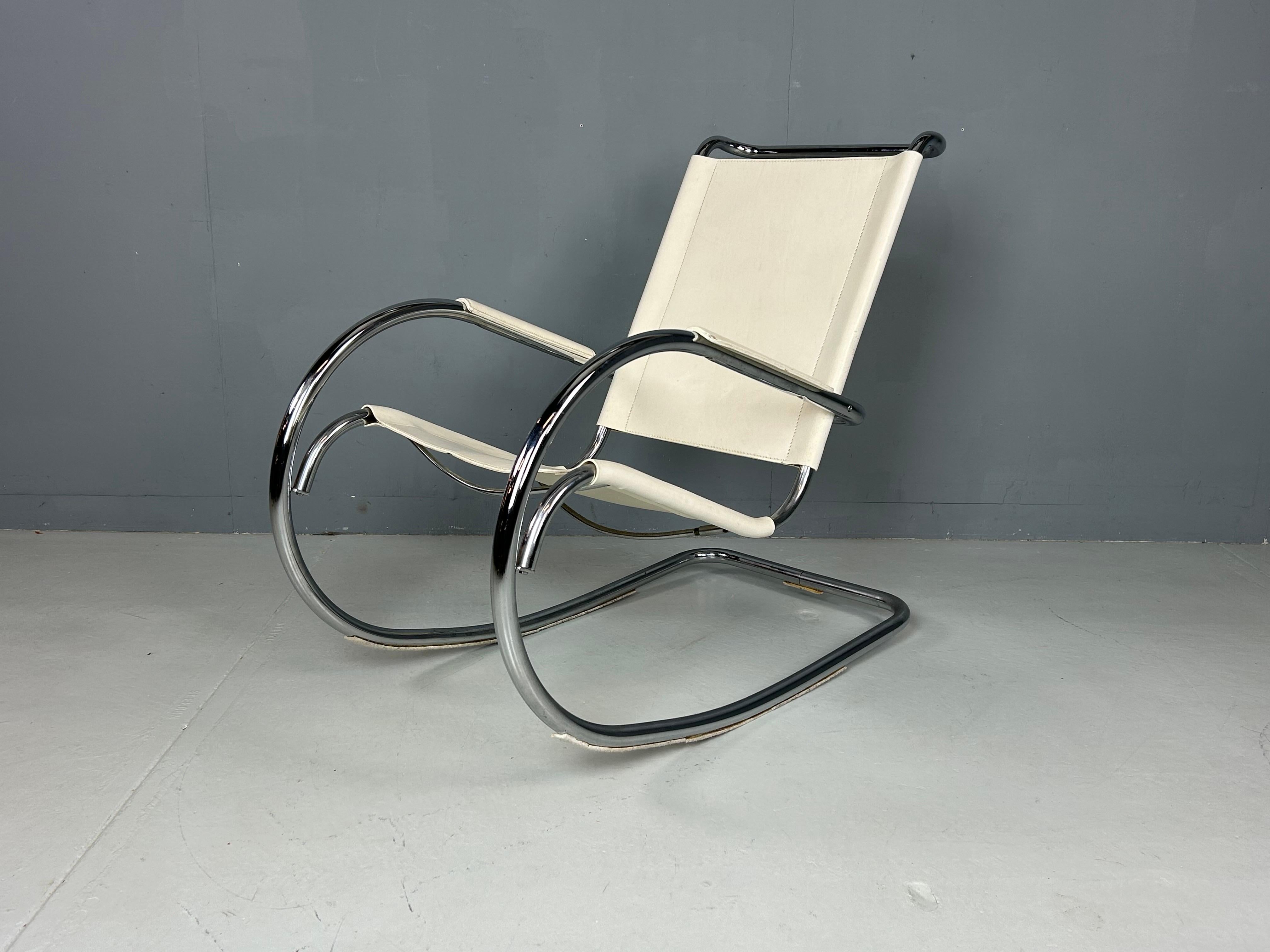 Italian Mid-Century Bauhaus Rocking Chair in Leather by Fasem, 1980s For Sale