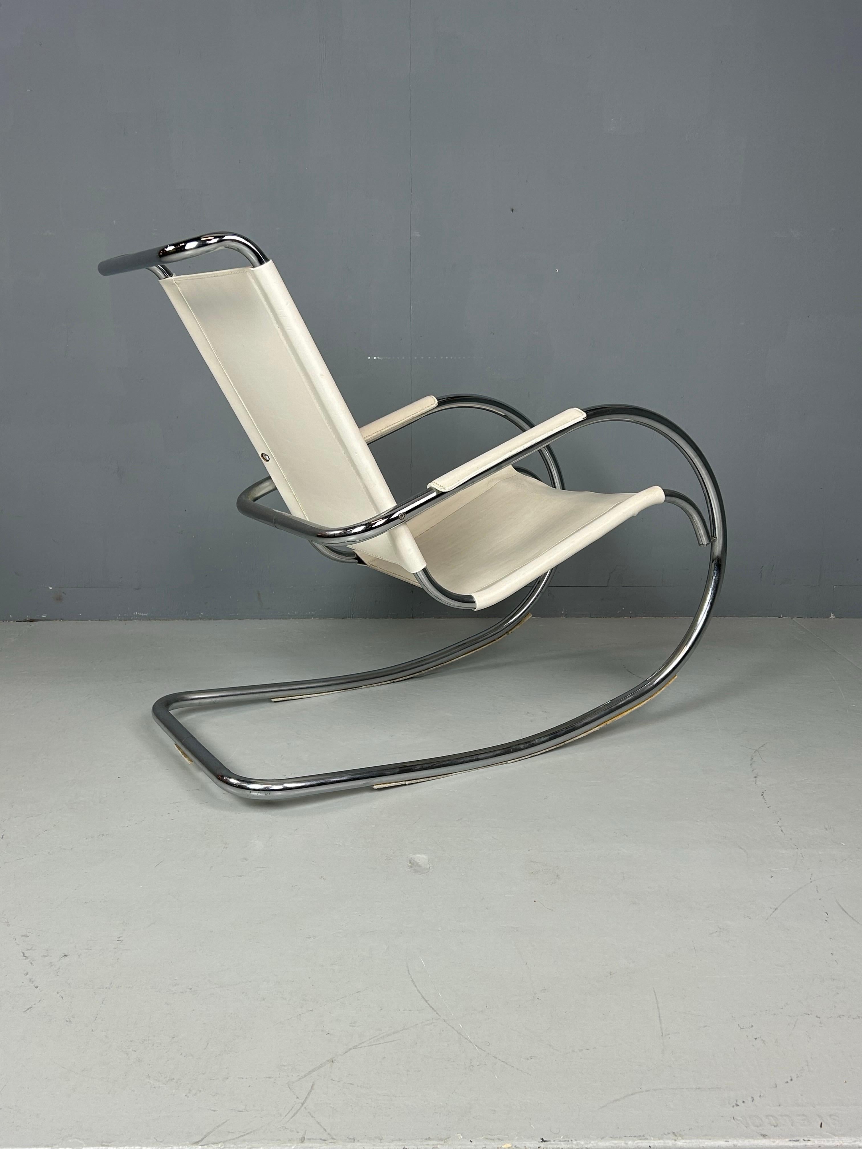 Mid-Century Bauhaus Rocking Chair in Leather by Fasem, 1980s In Good Condition For Sale In The Hague, NL