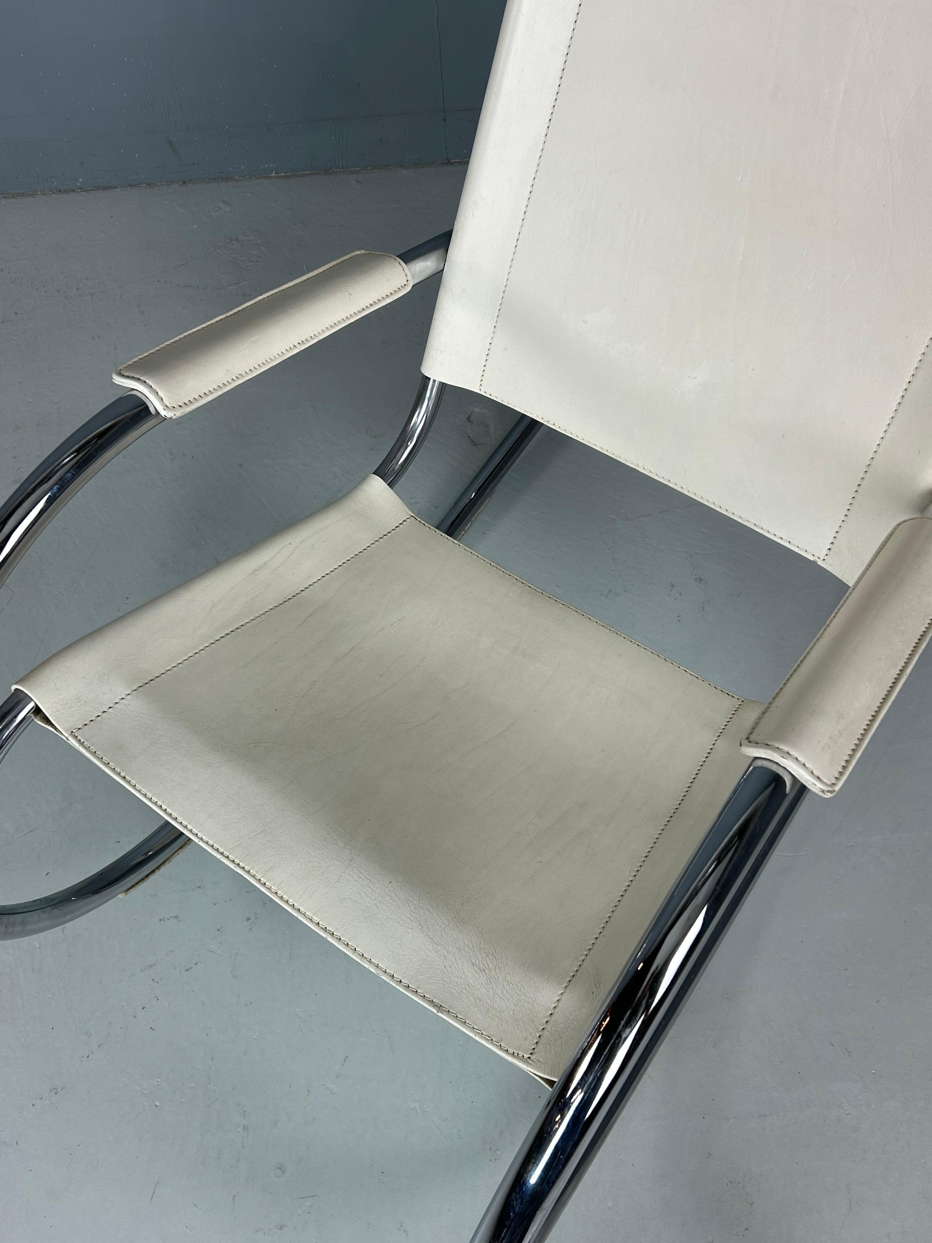 Mid-Century Bauhaus Rocking Chair in Leather by Fasem, 1980s For Sale 3