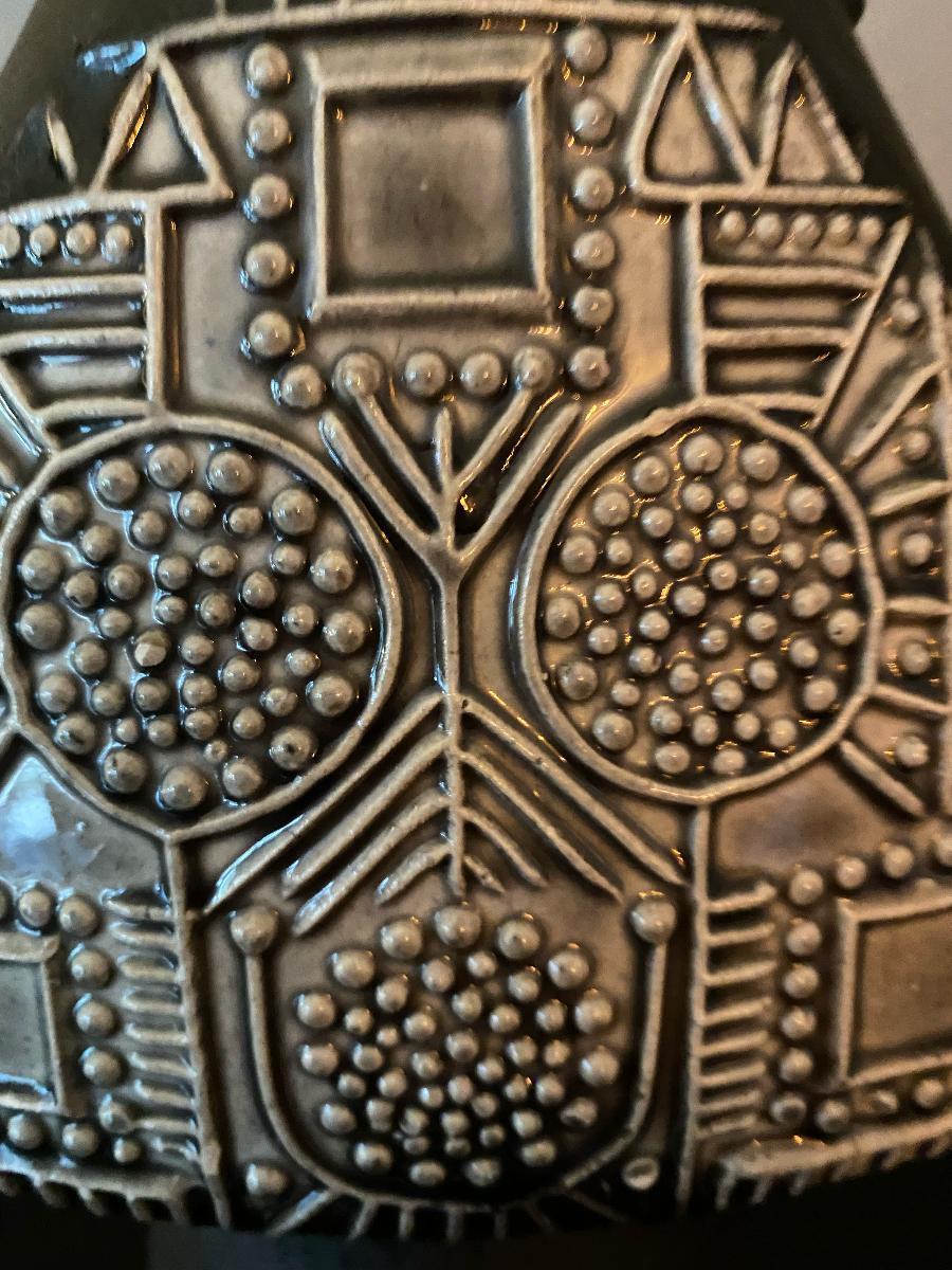 Mid-Century Modern Mid-Century Bay Ceramics Relief Vase Design Contura Juwel