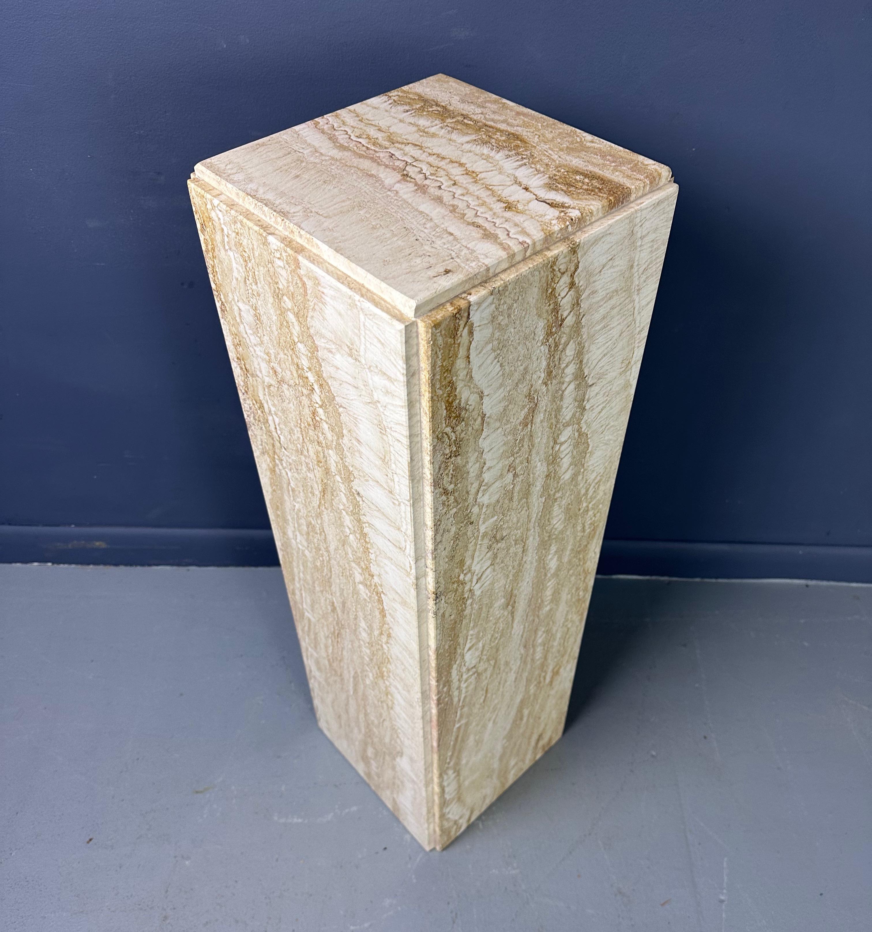Midcentury Beautifully Variegated Travertine 1980s Pedestal For Sale 3