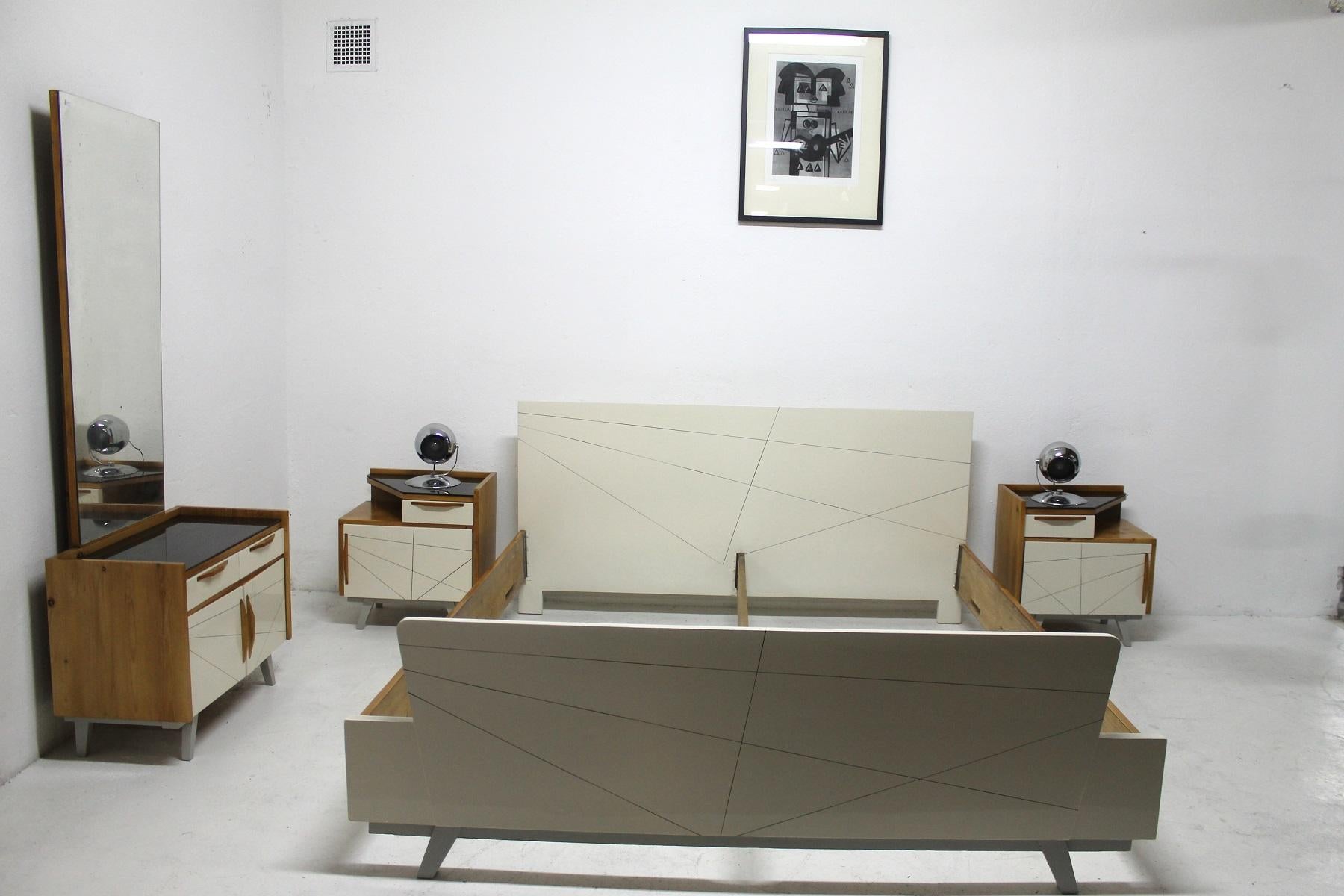 Midcentury Bedroom Set, Expo 58, Czechoslovakia 11