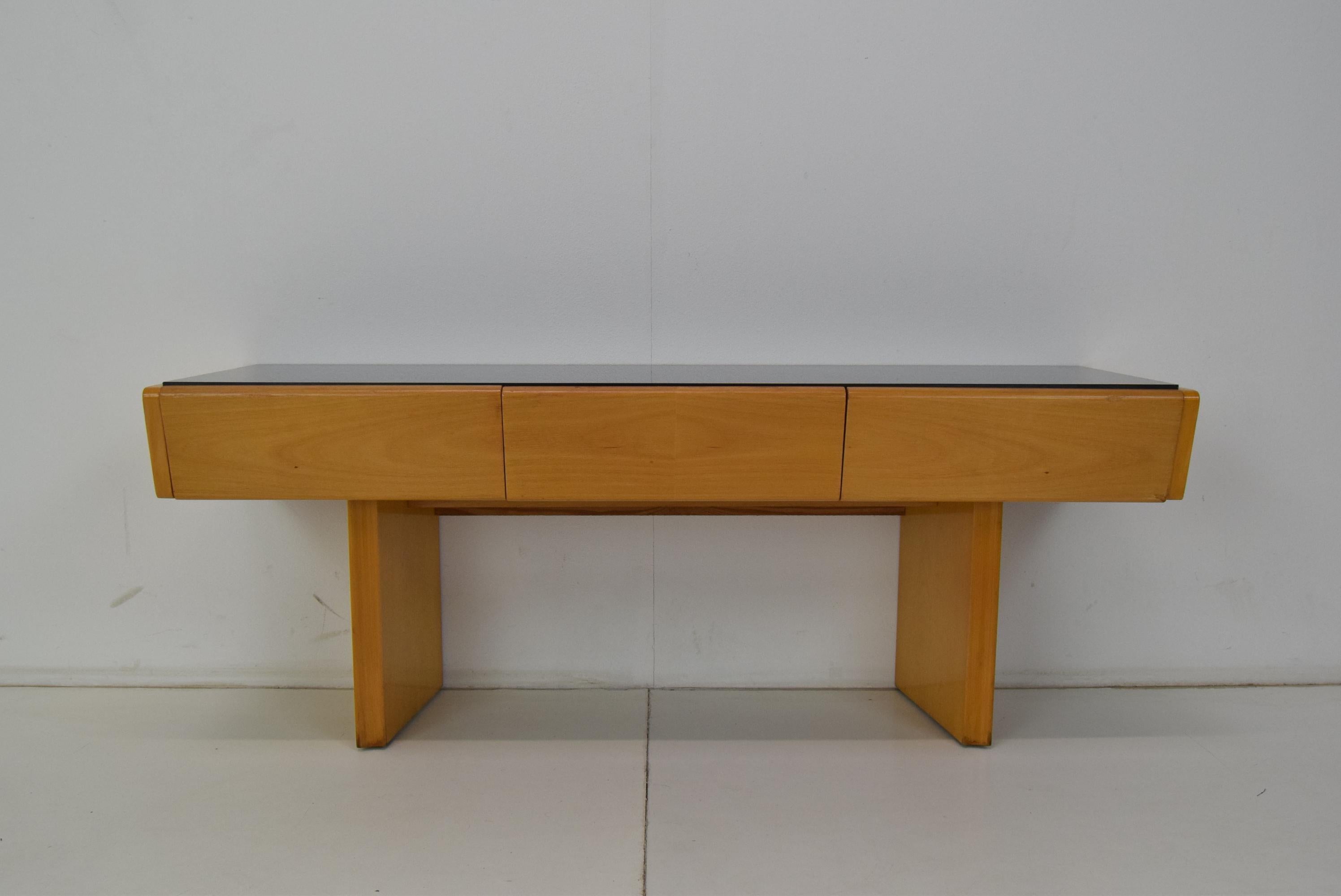 Mid-Century Bedside or Side Table, 1960's For Sale 3