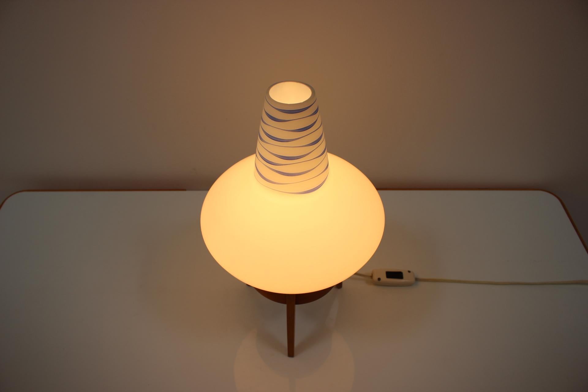 Mid-Century Bedside or Table Lamp, Uluv, 1960s For Sale 1