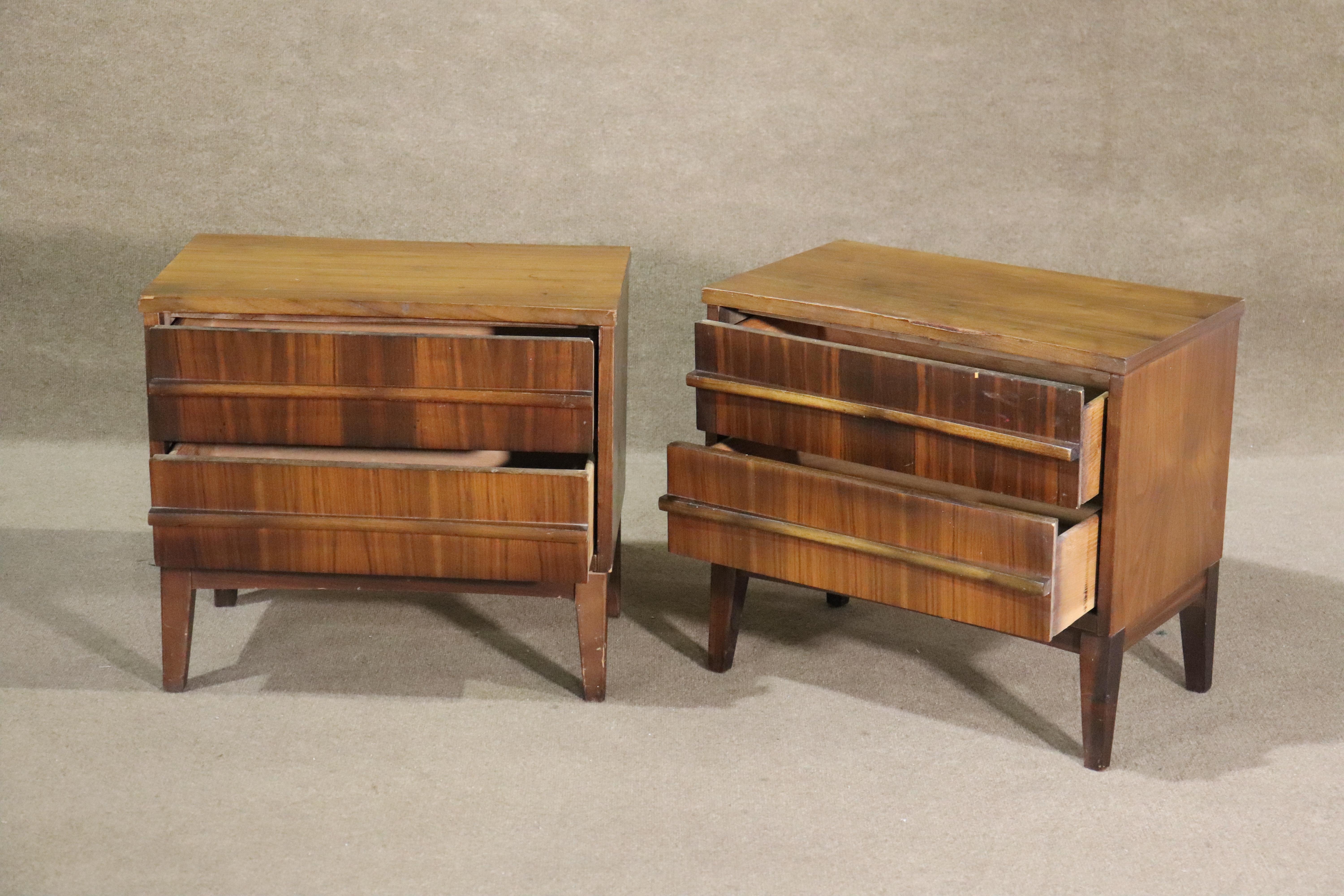 Pair of walnut end tables with two drawer storage. Great for living room or bedroom use.
Please confirm location NY or NJ