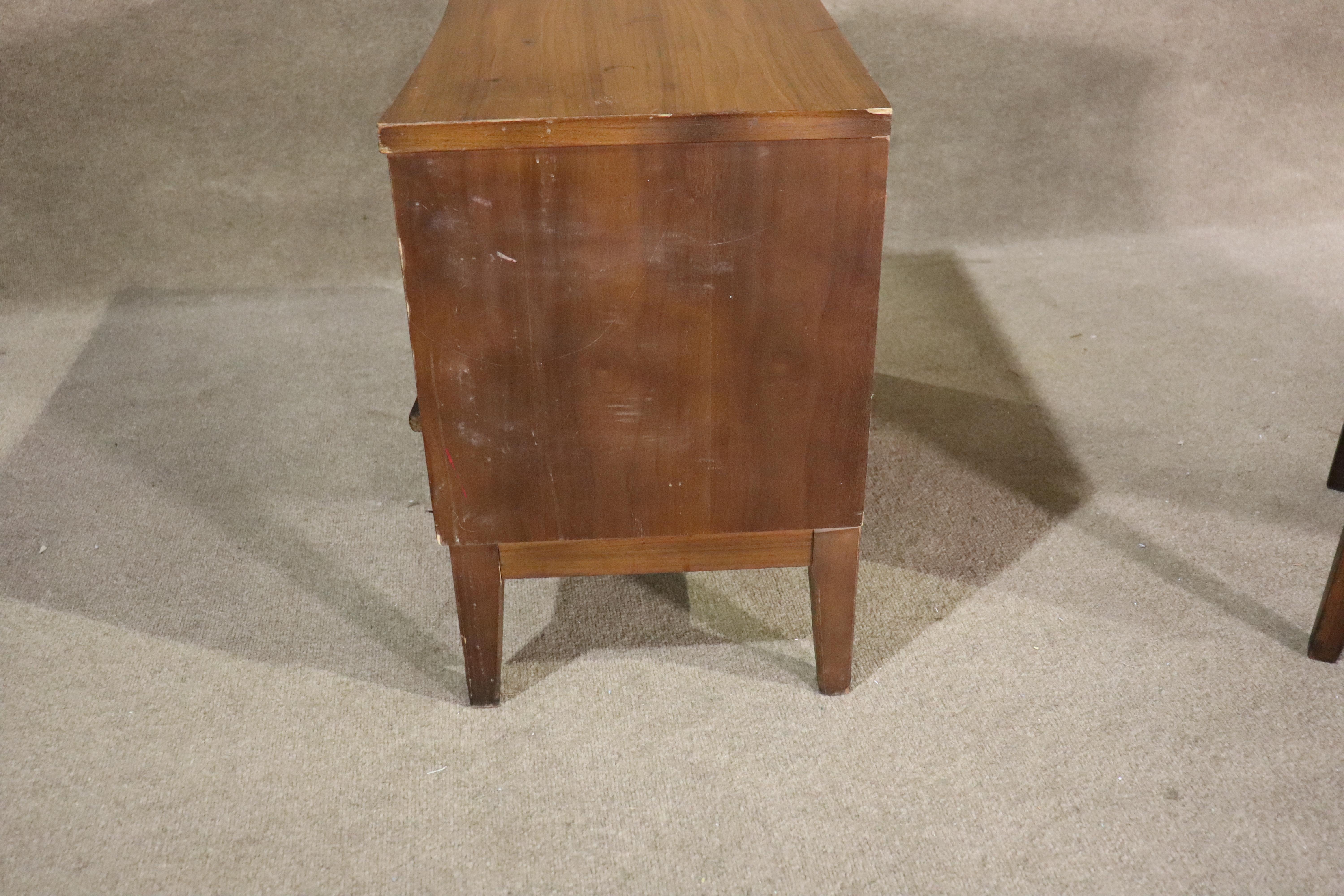 Mid-Century Bedside Tables For Sale 3